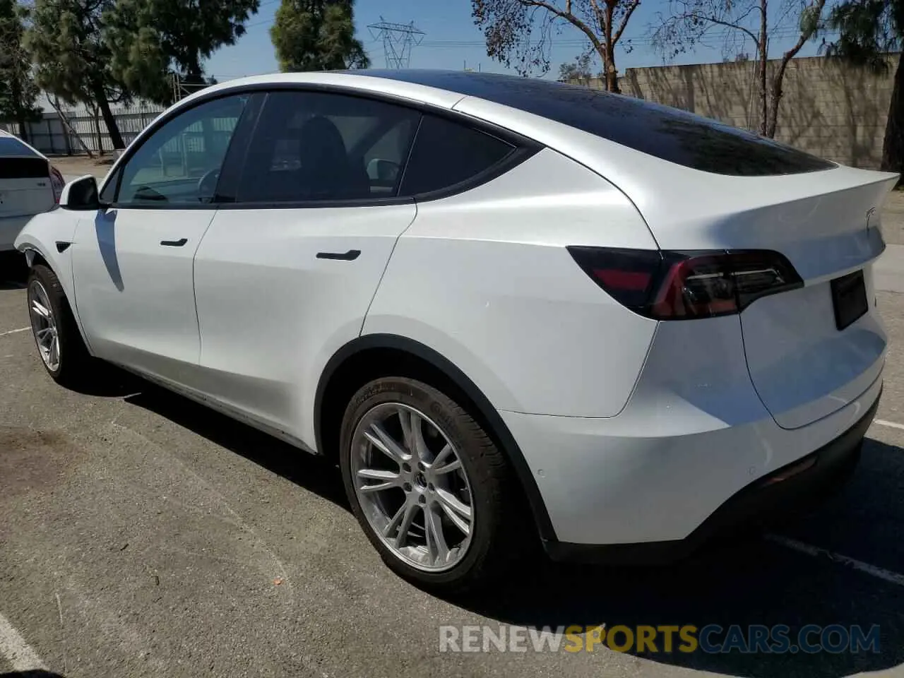 2 Photograph of a damaged car 7SAYGDEE0NA020896 TESLA MODEL Y 2022