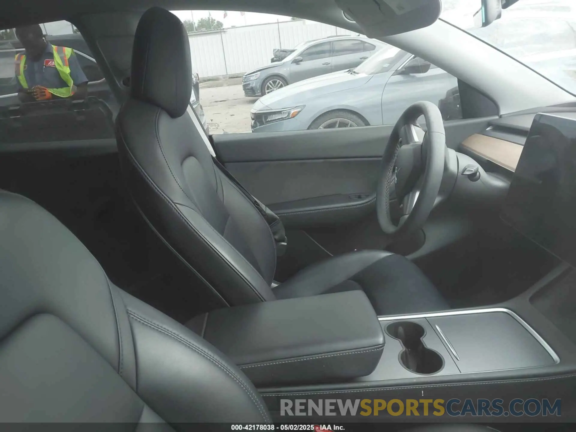5 Фотография поврежденного автомобиля 7SAYGDEE0NF332610 TESLA MODEL Y 2022