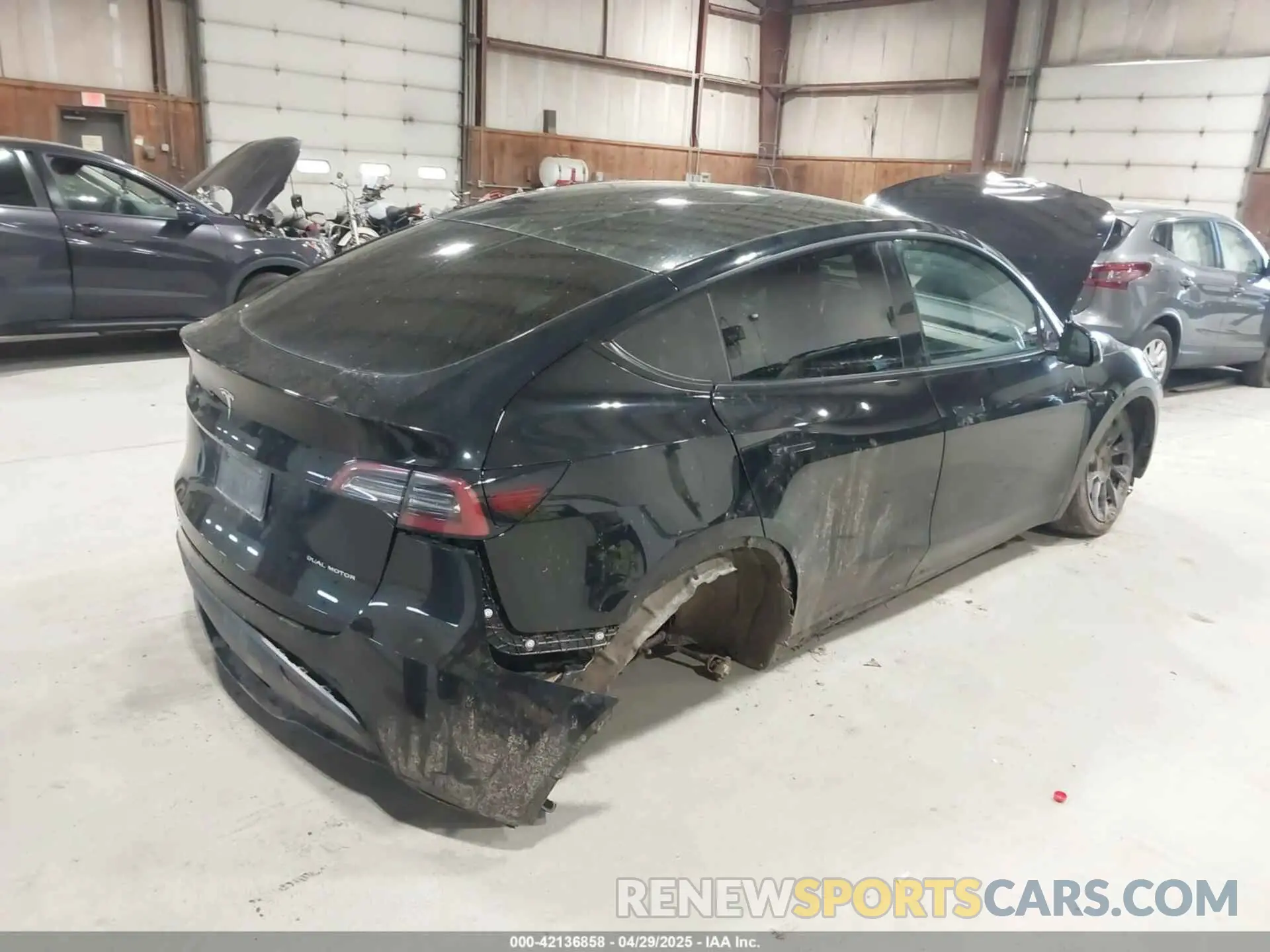 4 Фотография поврежденного автомобиля 7SAYGDEE0NF342215 TESLA MODEL Y 2022