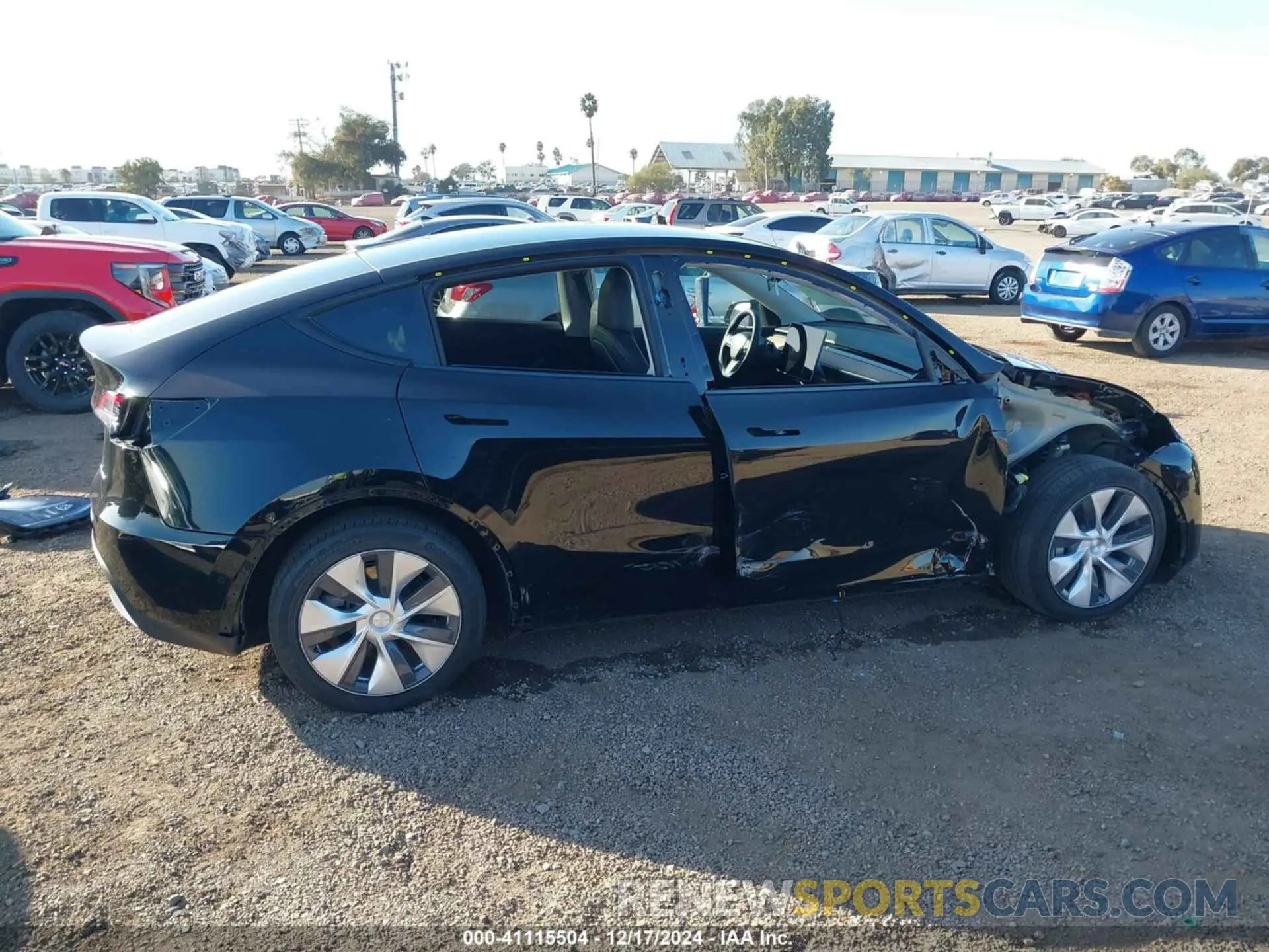 14 Photograph of a damaged car 7SAYGDEE0NF365168 TESLA MODEL Y 2022