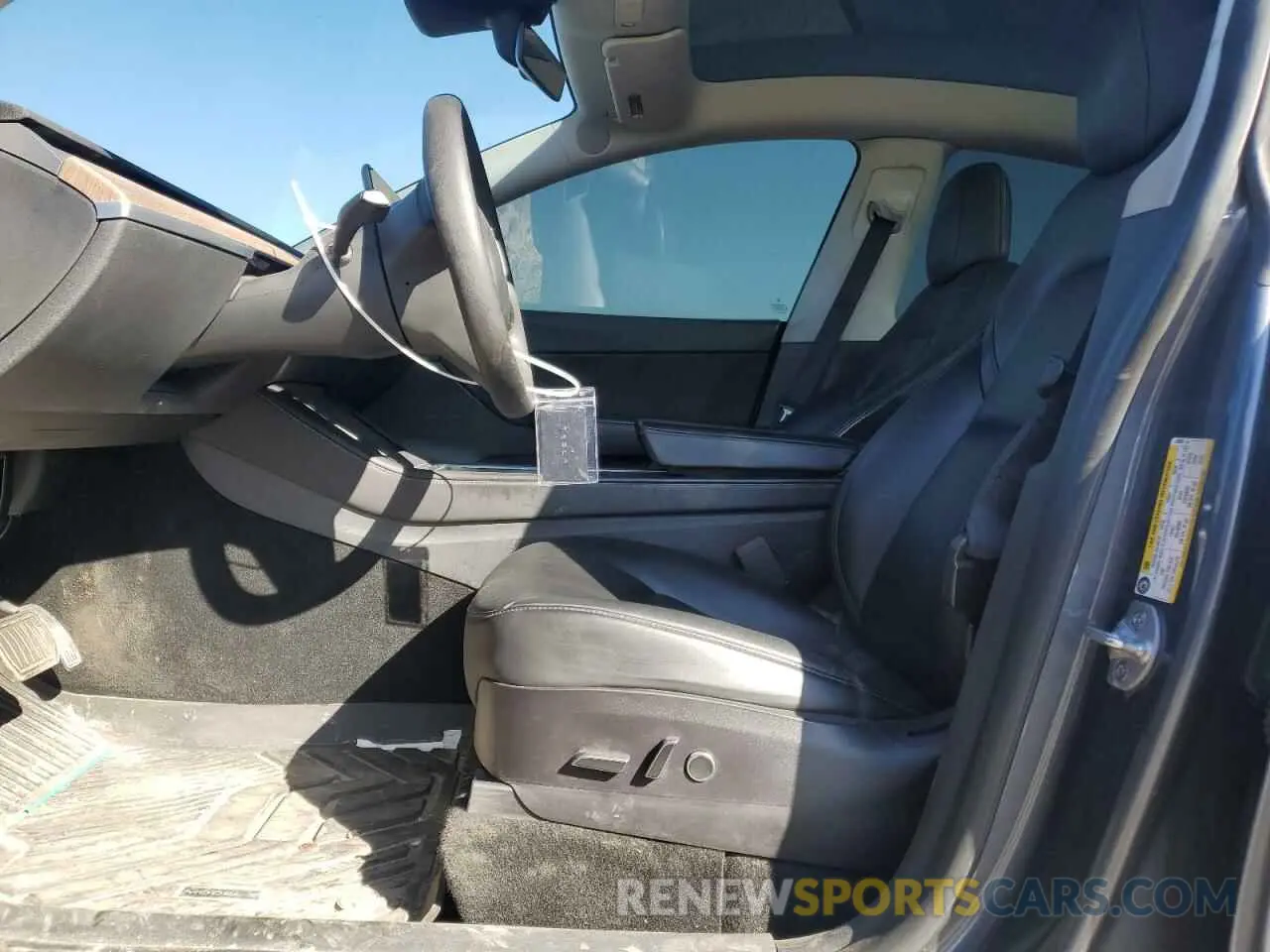 7 Photograph of a damaged car 7SAYGDEE0NF434859 TESLA MODEL Y 2022