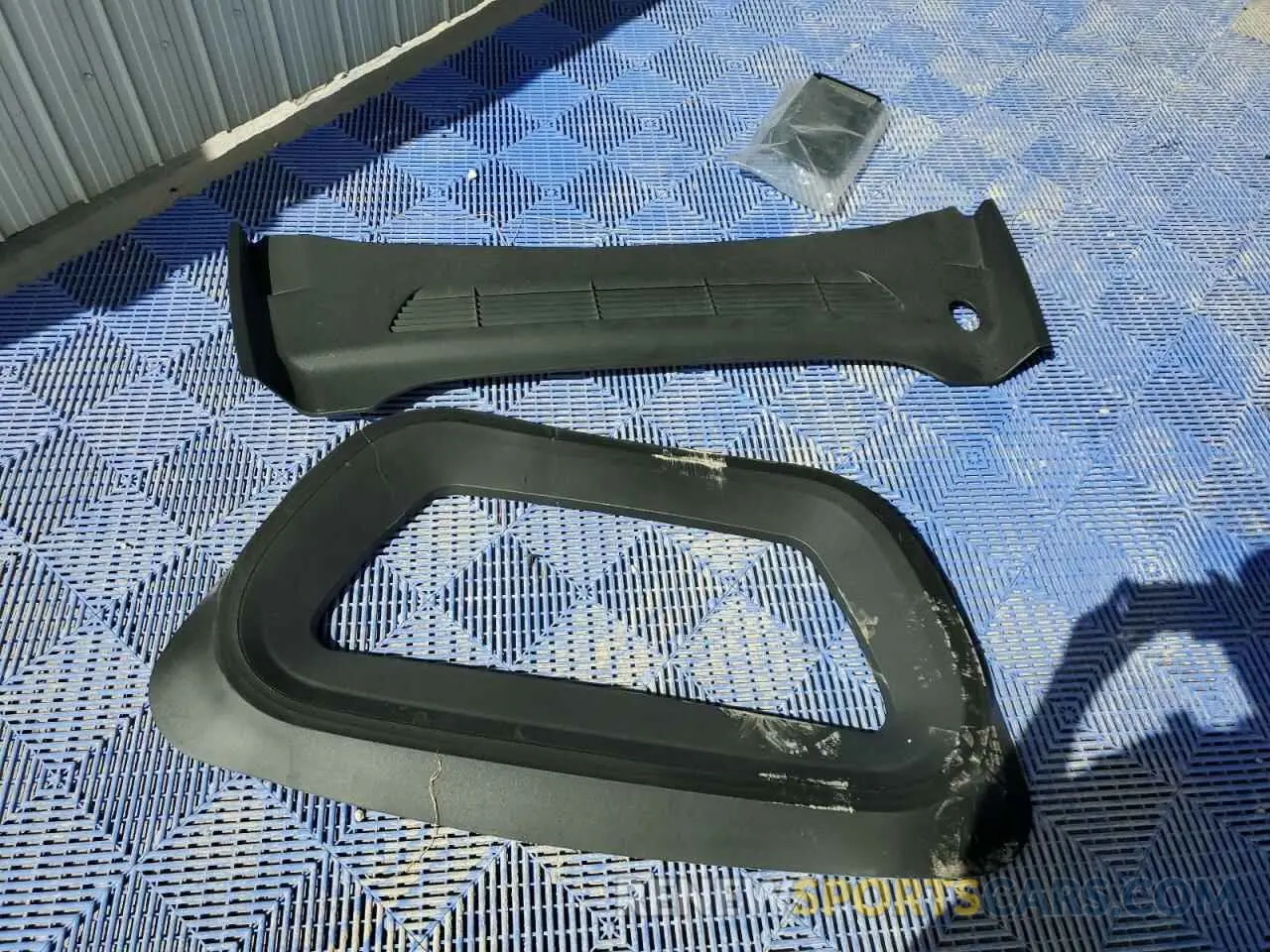 12 Photograph of a damaged car 7SAYGDEE0NF480174 TESLA MODEL Y 2022