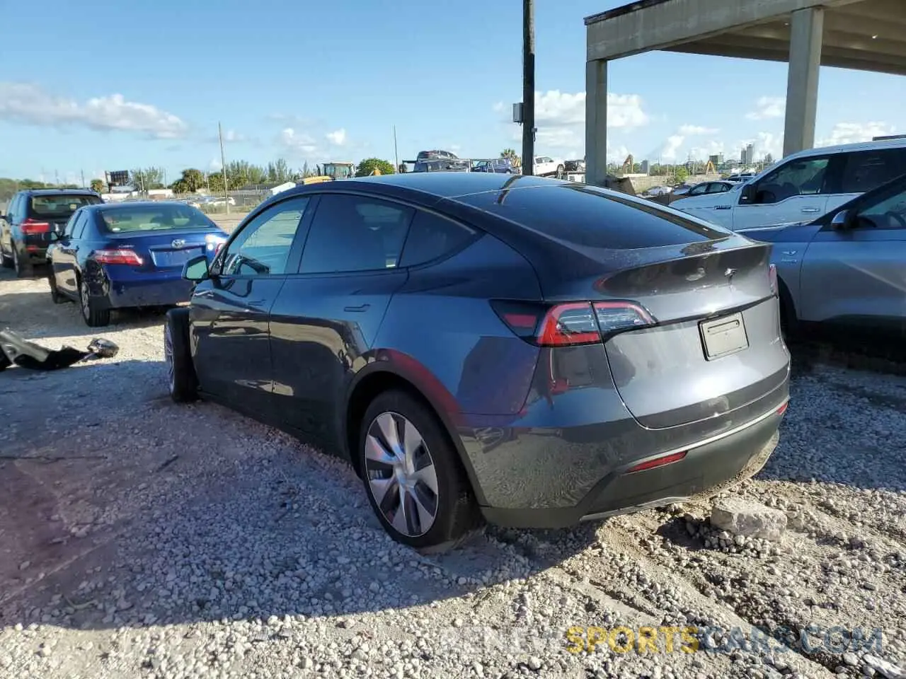 3 Photograph of a damaged car 7SAYGDEE1NA003377 TESLA MODEL Y 2022
