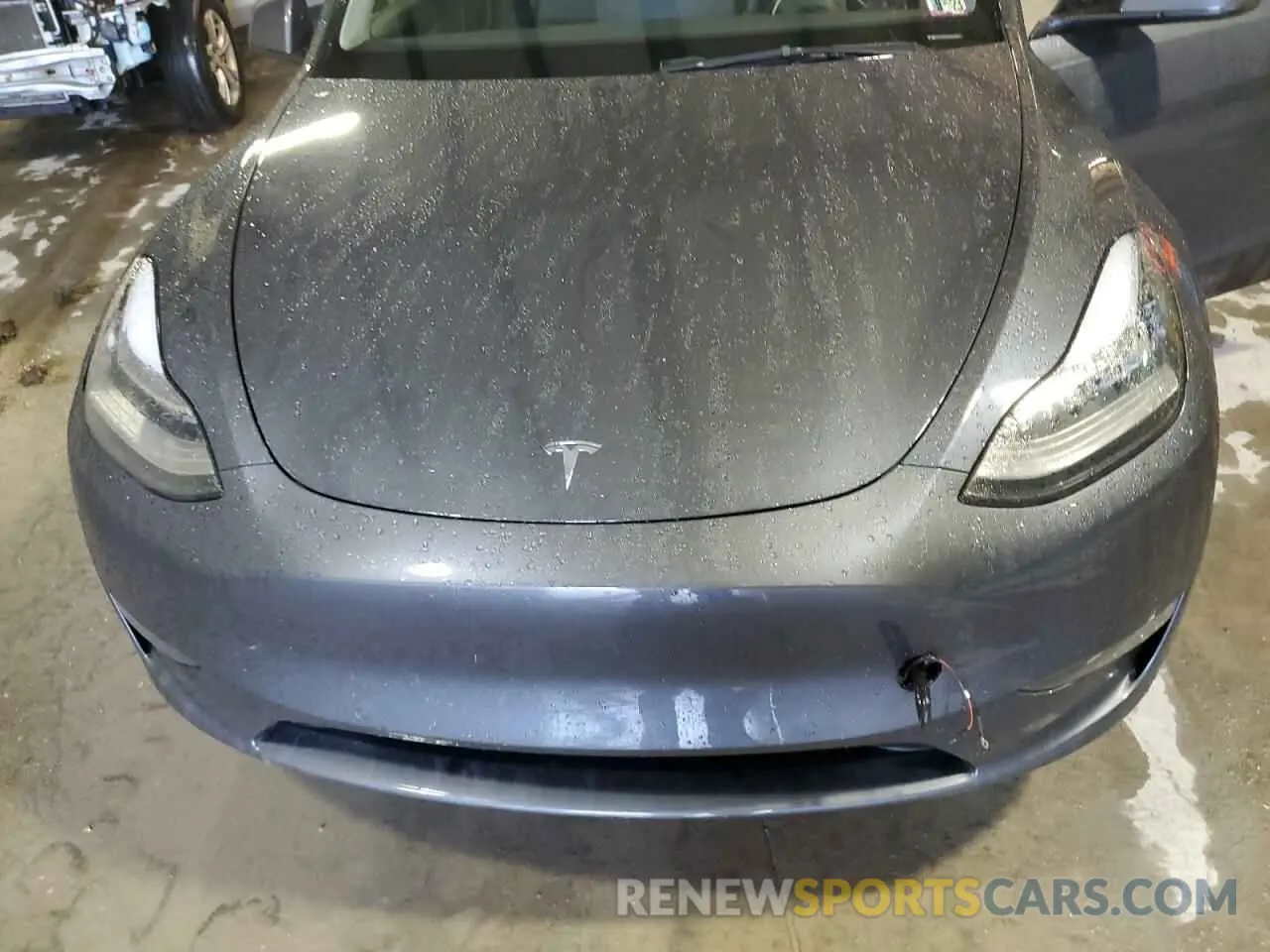 11 Photograph of a damaged car 7SAYGDEE1NA008871 TESLA MODEL Y 2022