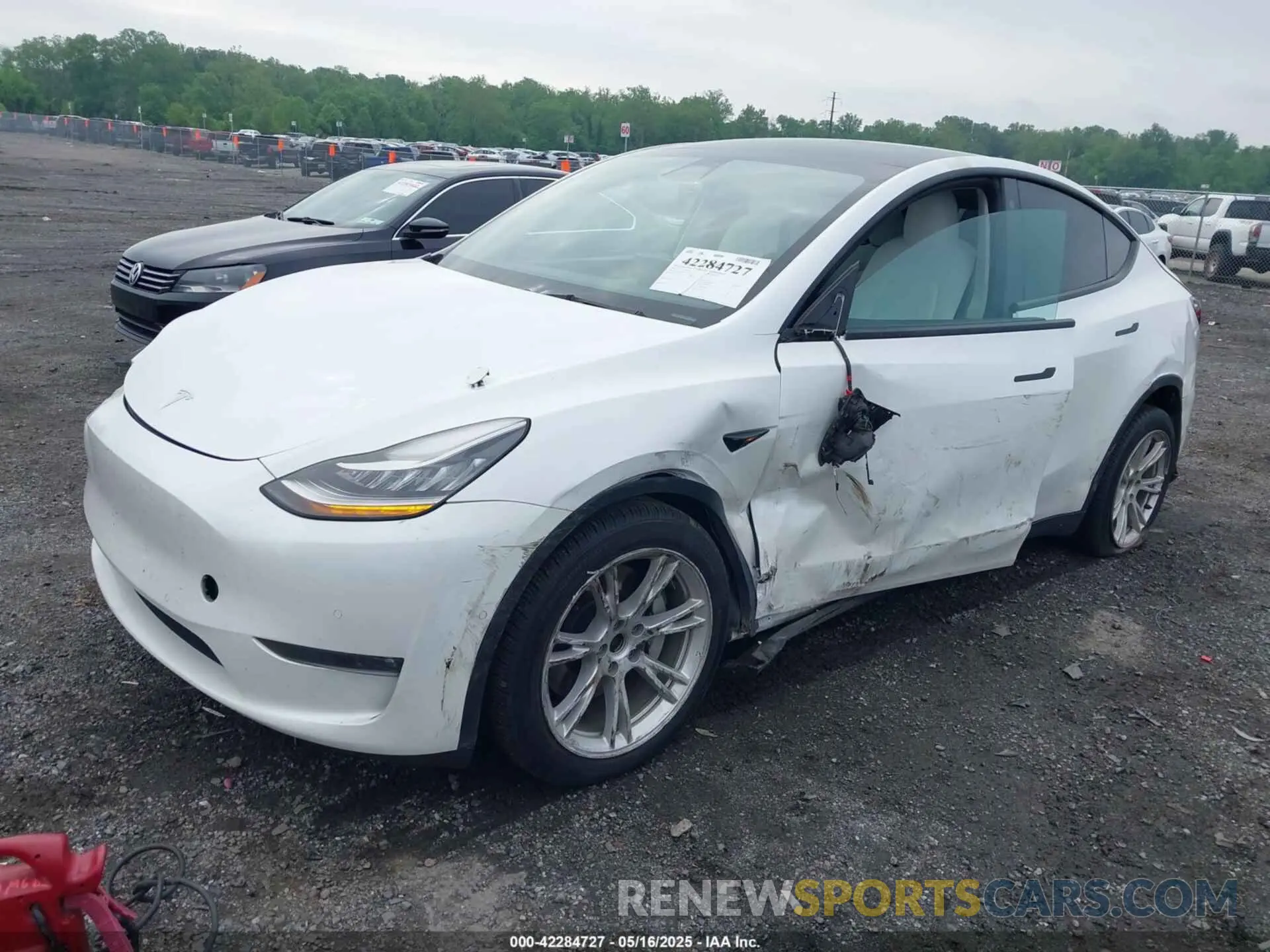 2 Фотография поврежденного автомобиля 7SAYGDEE1NF354678 TESLA MODEL Y 2022