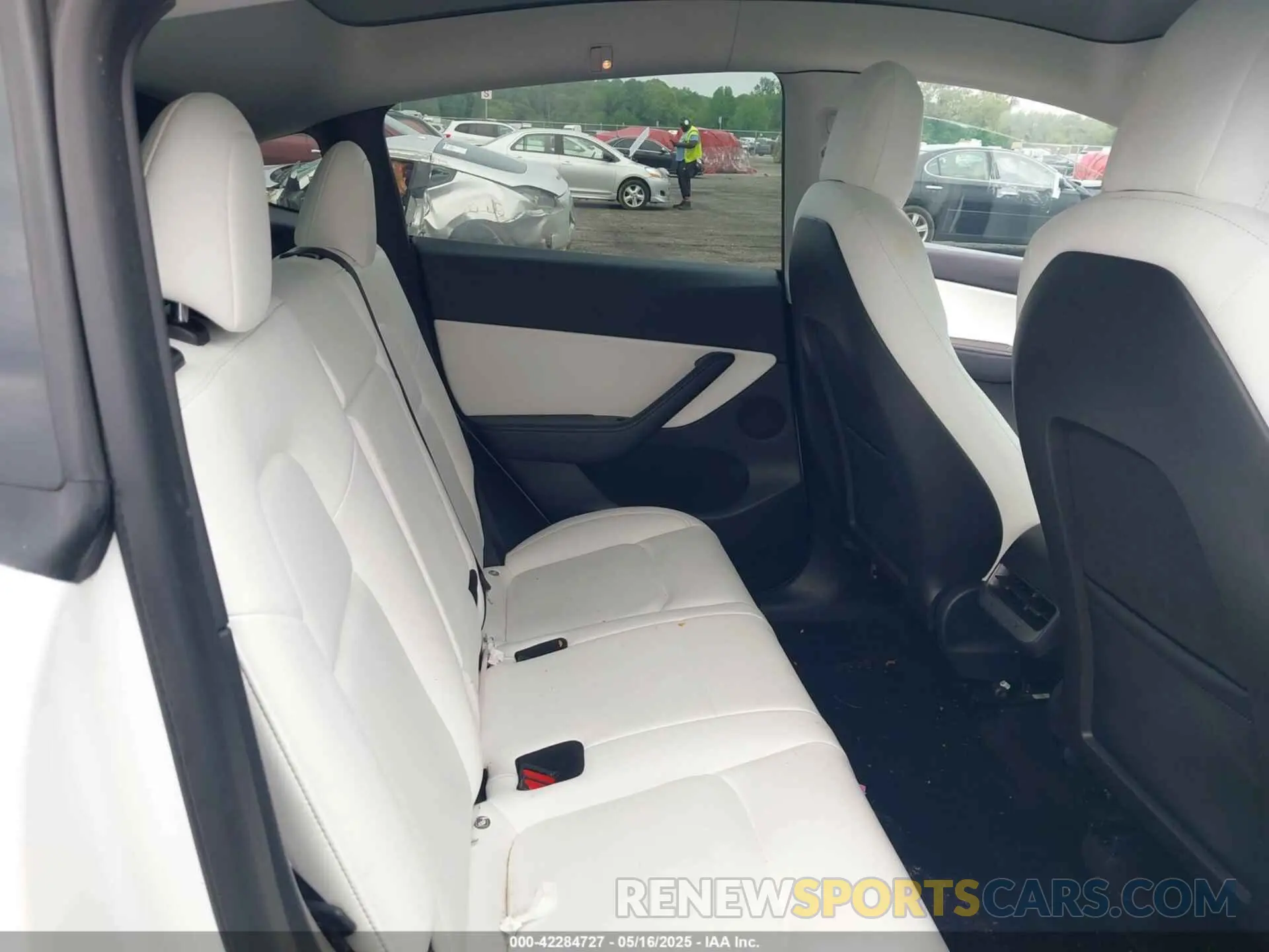 8 Фотография поврежденного автомобиля 7SAYGDEE1NF354678 TESLA MODEL Y 2022