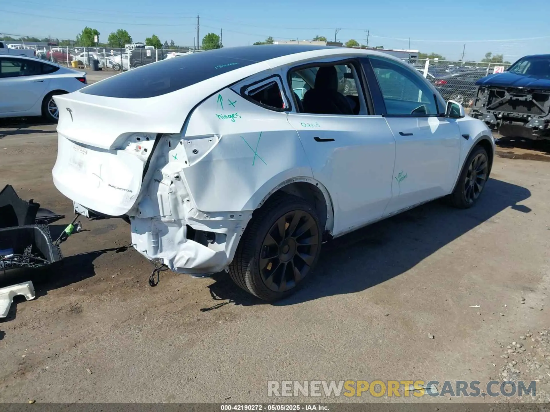 4 Фотография поврежденного автомобиля 7SAYGDEE1NF364241 TESLA MODEL Y 2022