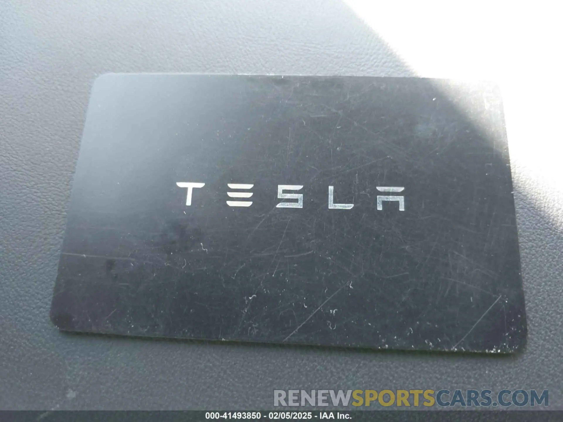 11 Photograph of a damaged car 7SAYGDEE1NF402745 TESLA MODEL Y 2022
