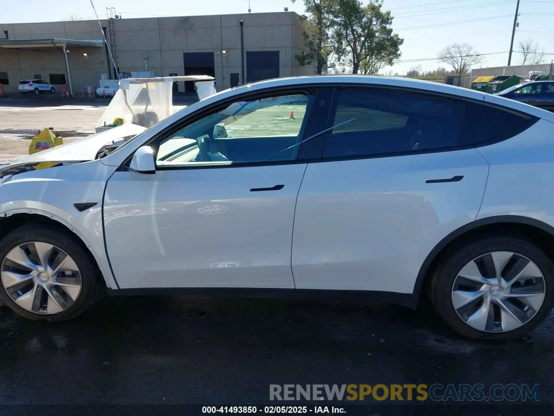 14 Photograph of a damaged car 7SAYGDEE1NF402745 TESLA MODEL Y 2022