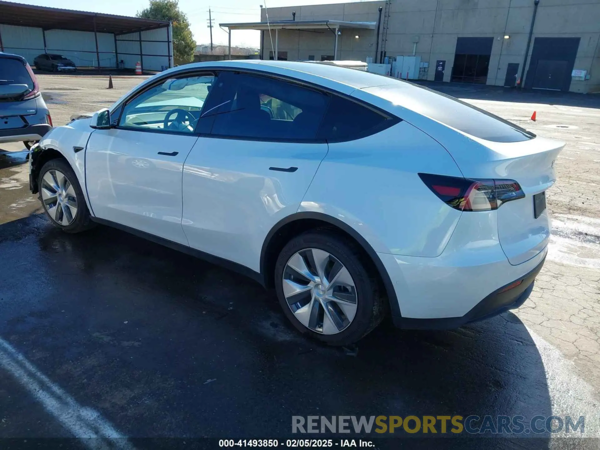 3 Photograph of a damaged car 7SAYGDEE1NF402745 TESLA MODEL Y 2022