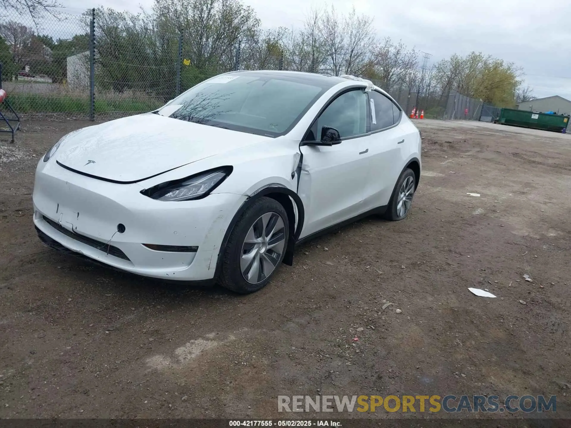 2 Photograph of a damaged car 7SAYGDEE1NF421098 TESLA MODEL Y 2022