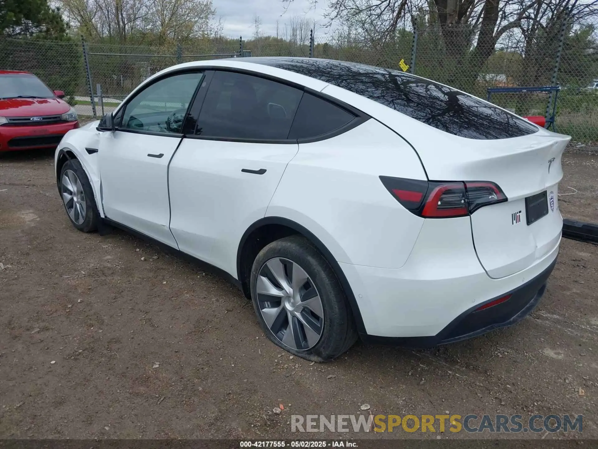 3 Photograph of a damaged car 7SAYGDEE1NF421098 TESLA MODEL Y 2022