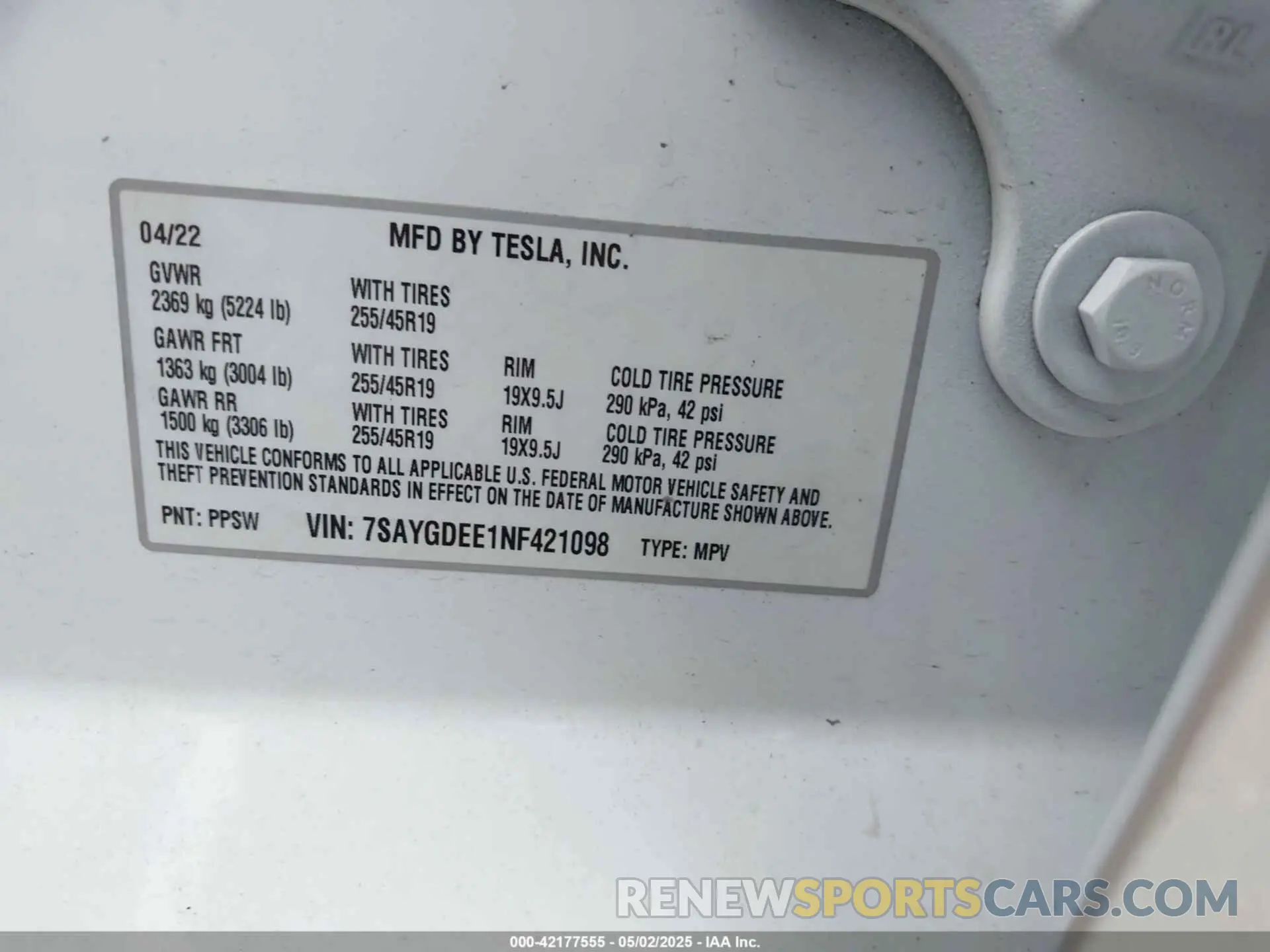 9 Photograph of a damaged car 7SAYGDEE1NF421098 TESLA MODEL Y 2022