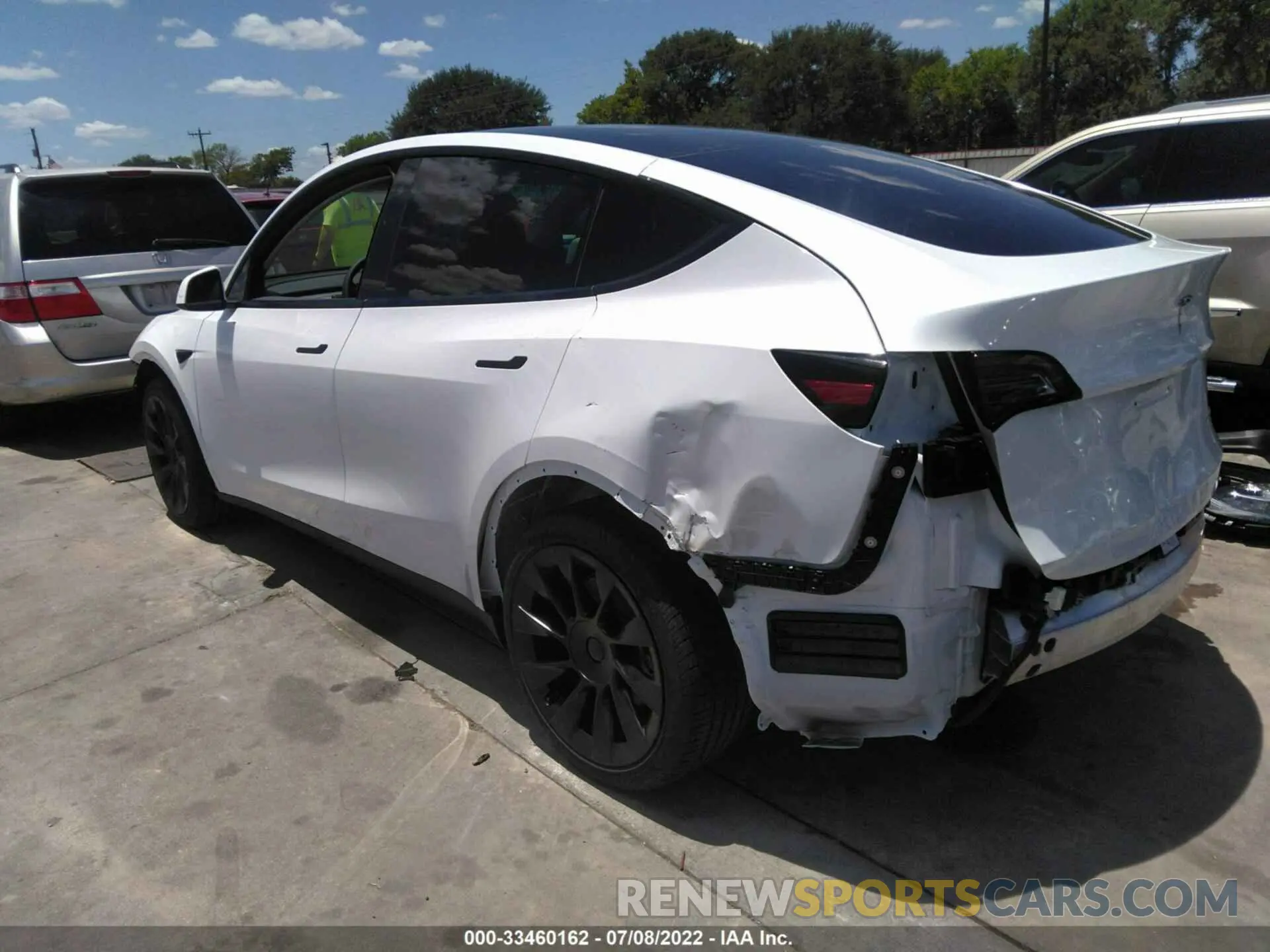 3 Photograph of a damaged car 7SAYGDEE1NF427175 TESLA MODEL Y 2022