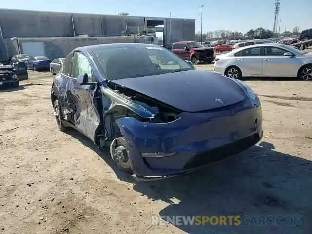 11 Photograph of a damaged car 7SAYGDEE1NF429931 TESLA MODEL Y 2022
