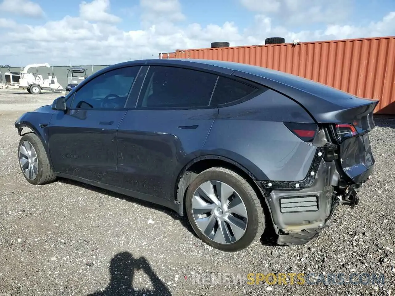 2 Photograph of a damaged car 7SAYGDEE1NF431856 TESLA MODEL Y 2022