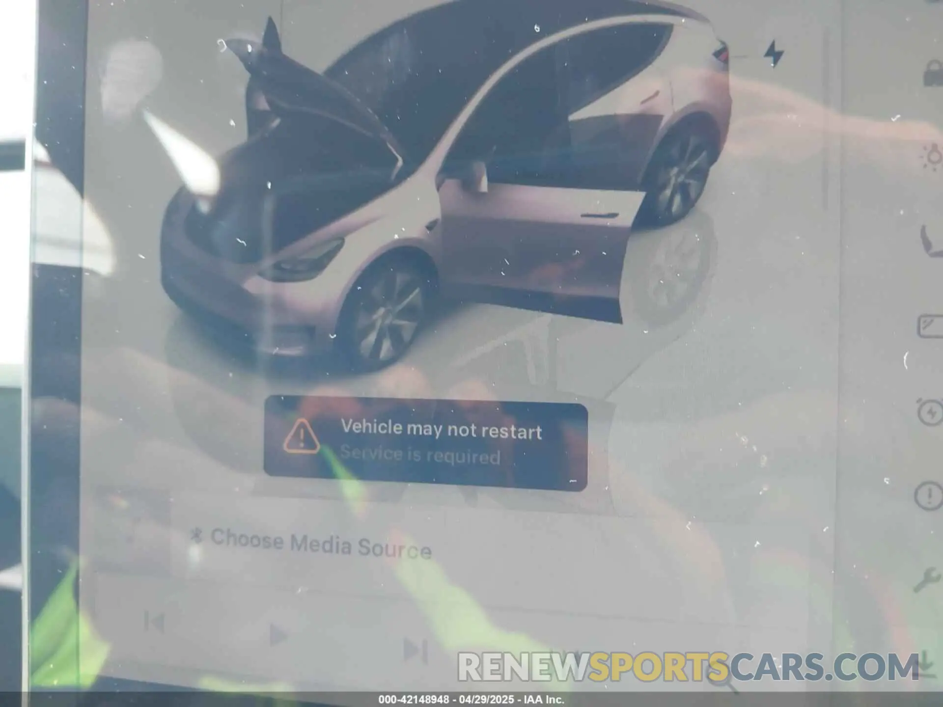 19 Фотография поврежденного автомобиля 7SAYGDEE1NF440153 TESLA MODEL Y 2022