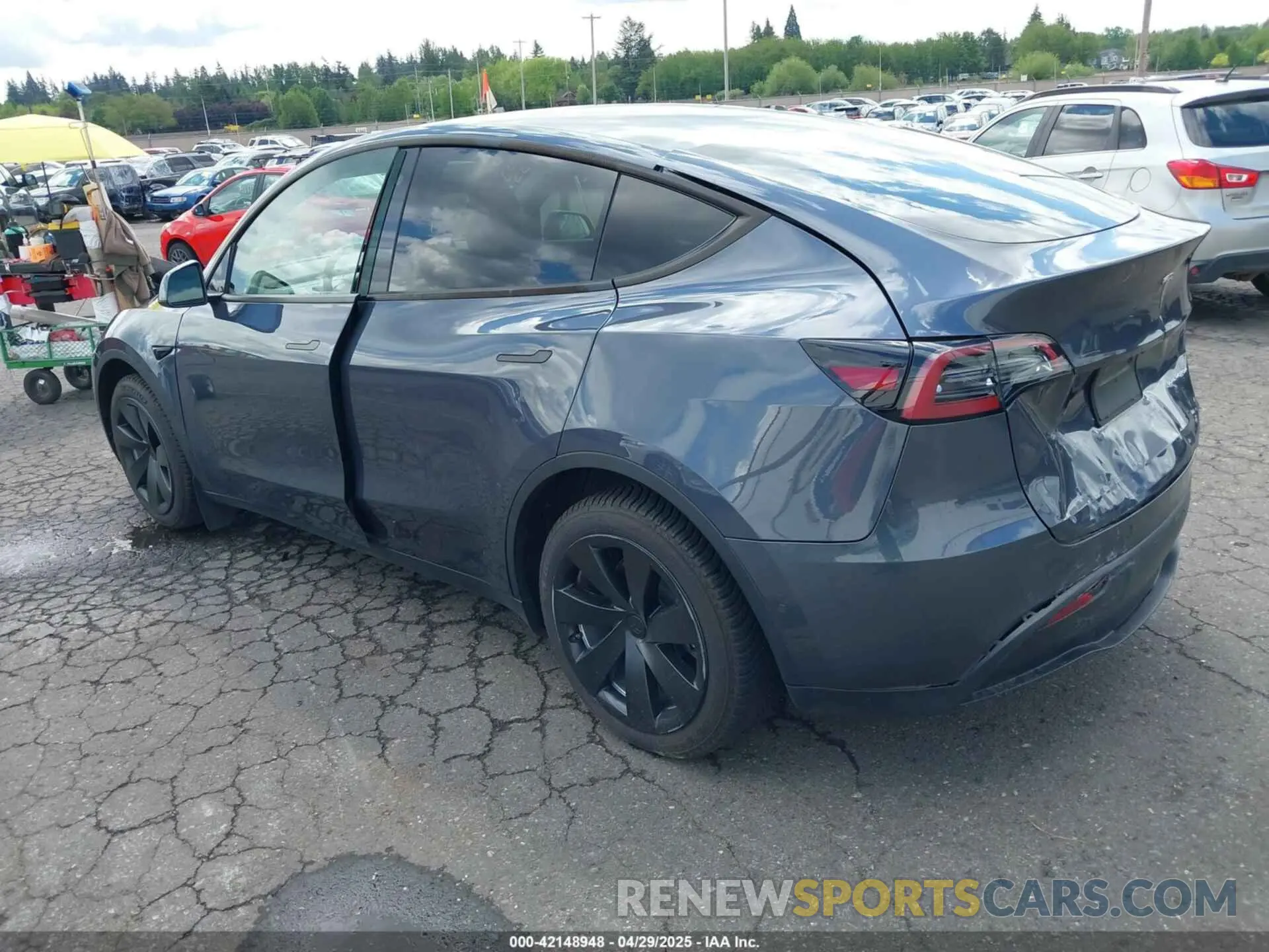 3 Фотография поврежденного автомобиля 7SAYGDEE1NF440153 TESLA MODEL Y 2022