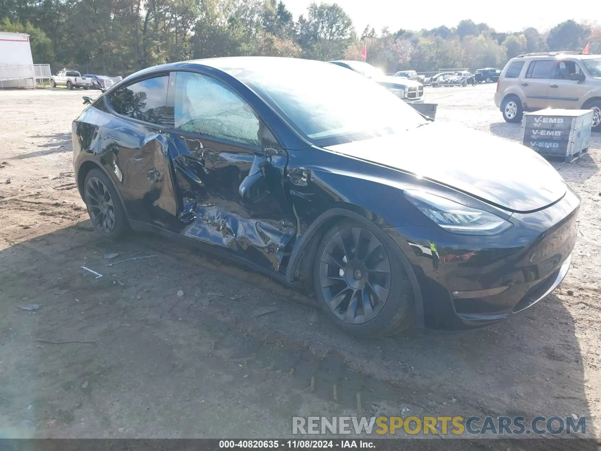 1 Photograph of a damaged car 7SAYGDEE1NF450861 TESLA MODEL Y 2022