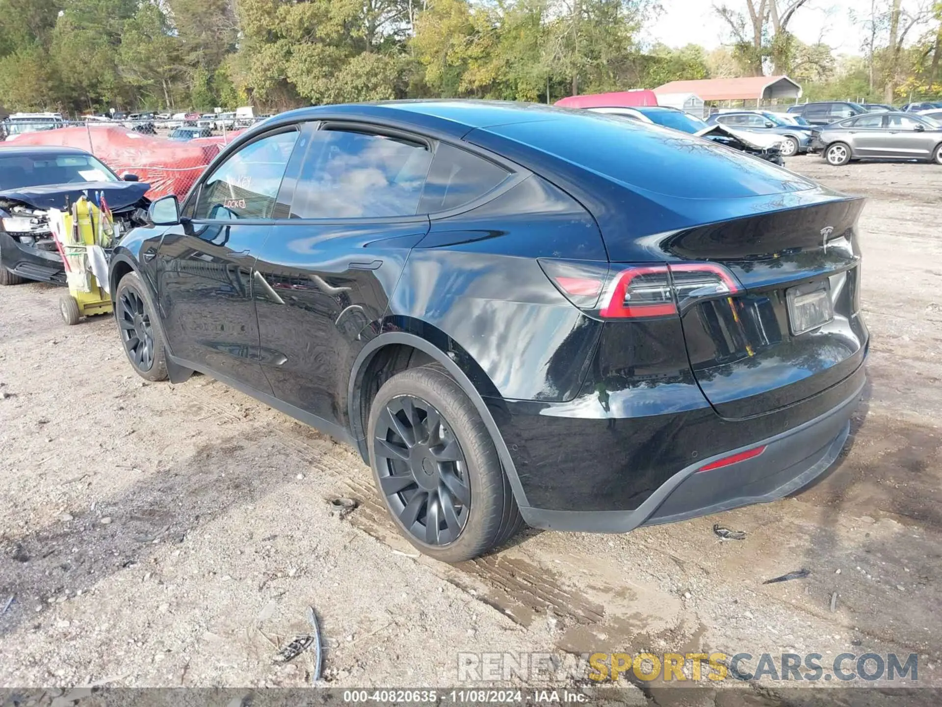 3 Photograph of a damaged car 7SAYGDEE1NF450861 TESLA MODEL Y 2022