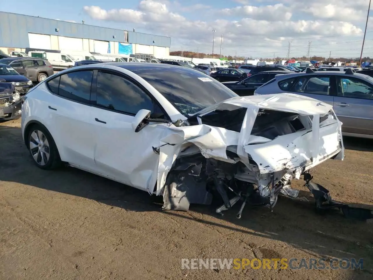 4 Photograph of a damaged car 7SAYGDEE1NF481320 TESLA MODEL Y 2022