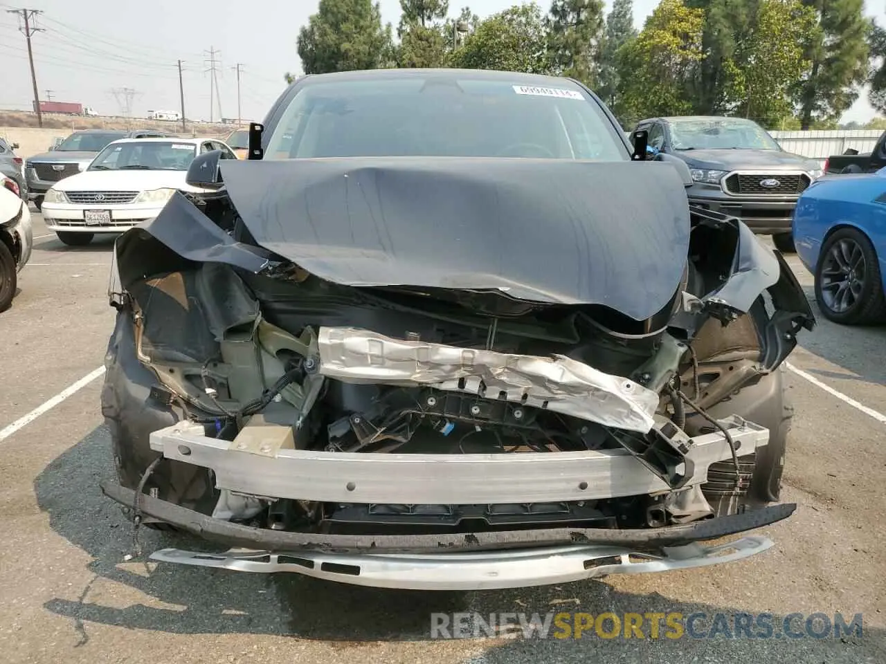 5 Photograph of a damaged car 7SAYGDEE1NF481740 TESLA MODEL Y 2022