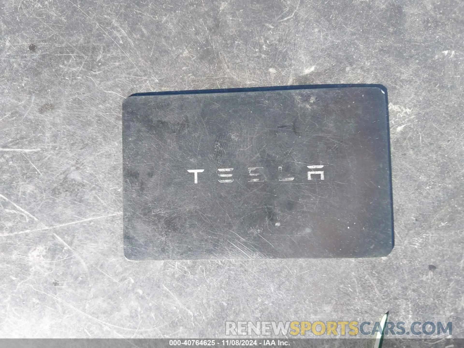 11 Photograph of a damaged car 7SAYGDEE1NF537577 TESLA MODEL Y 2022