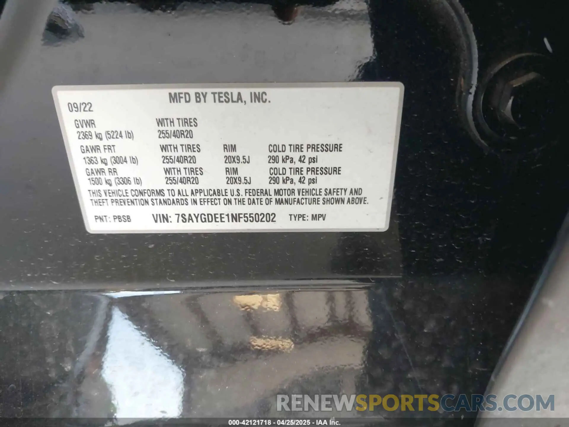 9 Photograph of a damaged car 7SAYGDEE1NF550202 TESLA MODEL Y 2022