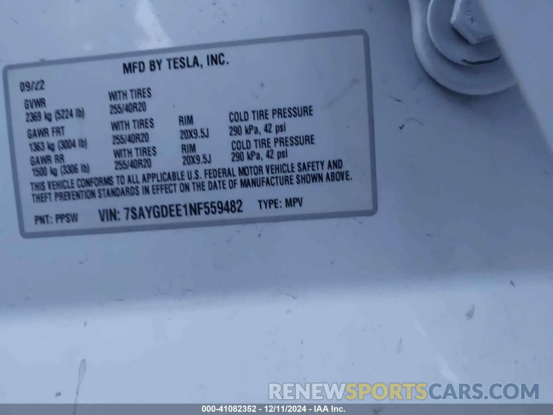 9 Photograph of a damaged car 7SAYGDEE1NF559482 TESLA MODEL Y 2022