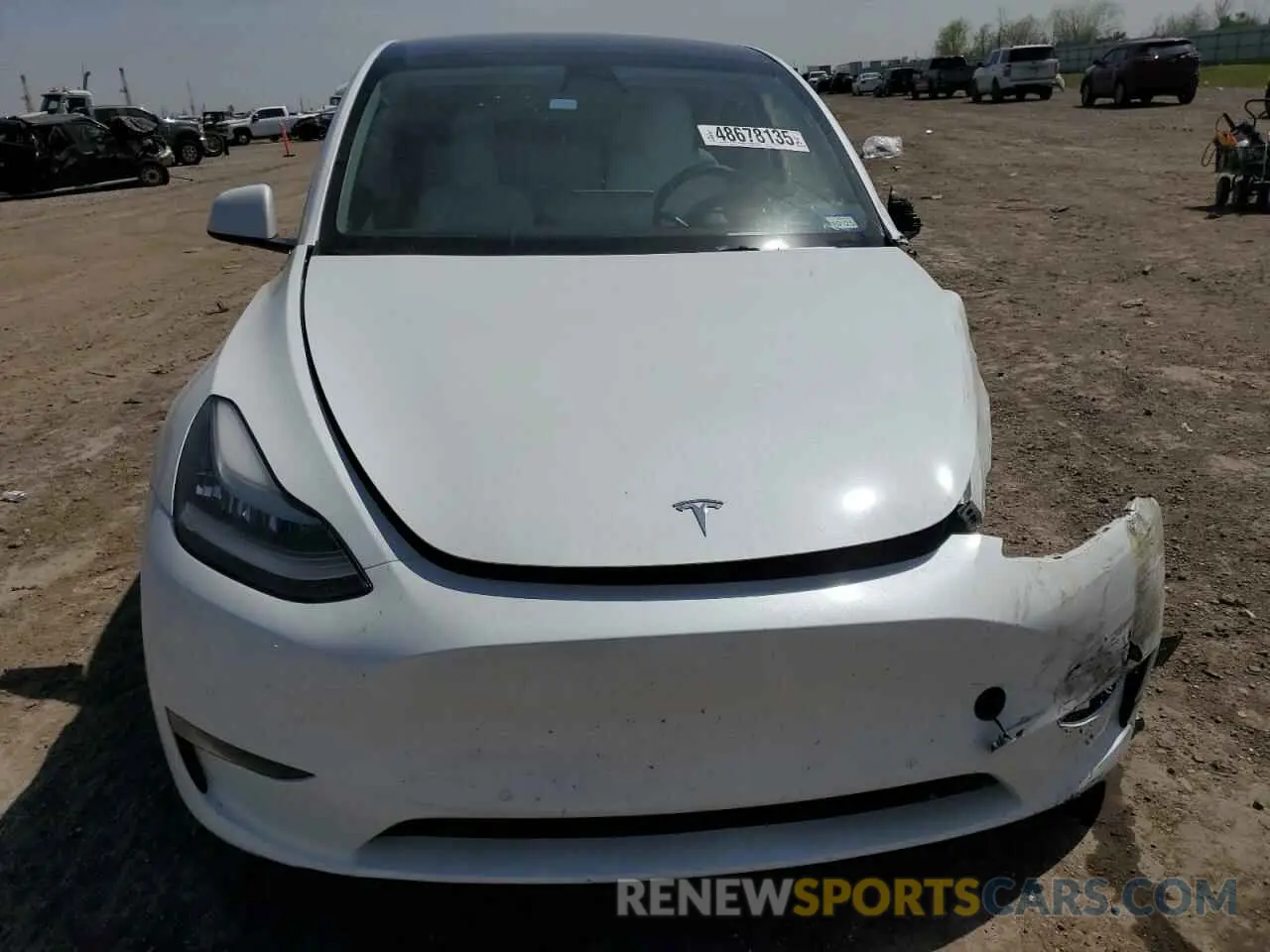 5 Photograph of a damaged car 7SAYGDEE2NF380562 TESLA MODEL Y 2022
