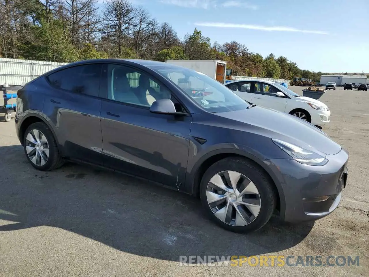 4 Photograph of a damaged car 7SAYGDEE2NF385227 TESLA MODEL Y 2022