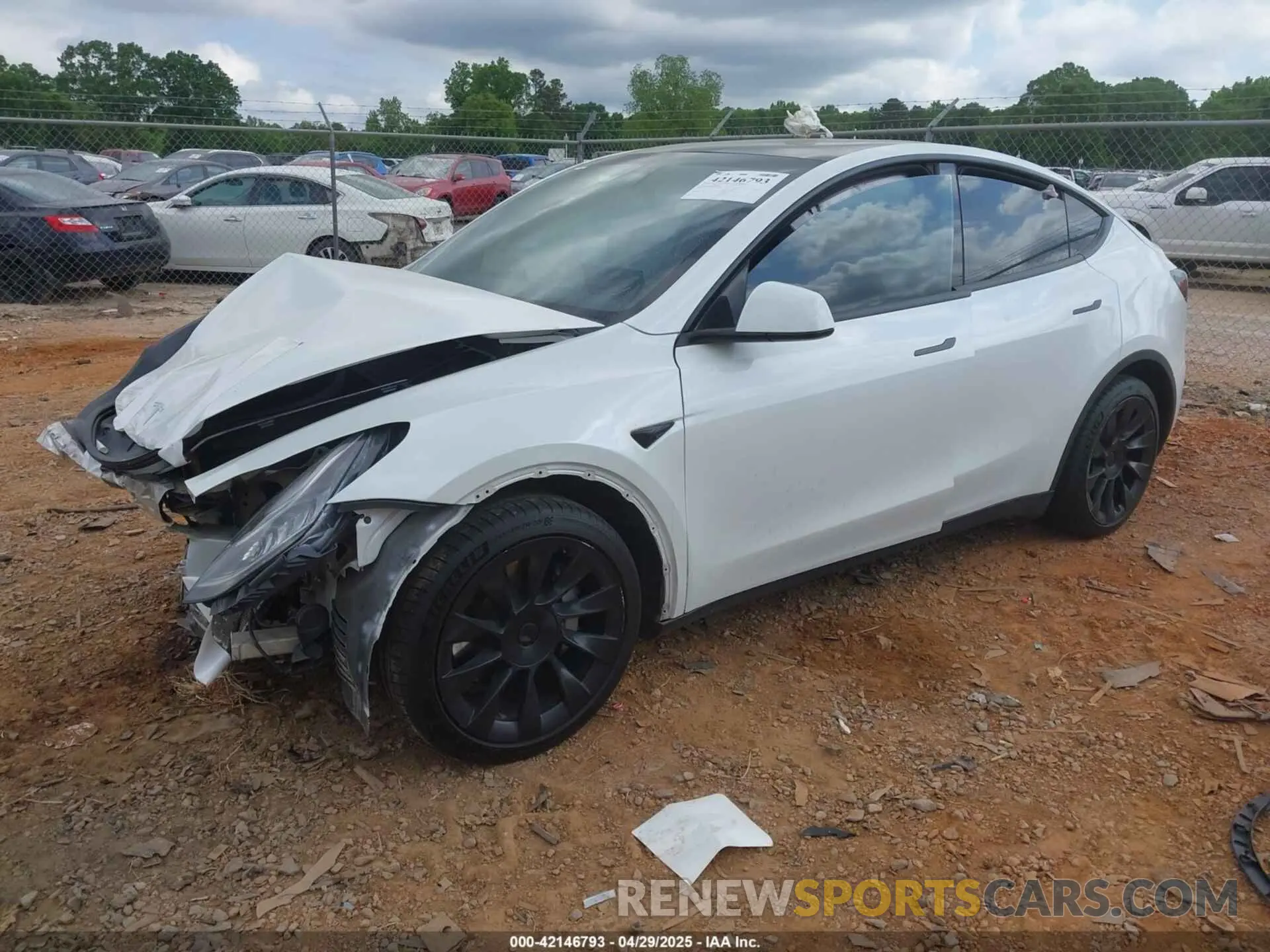 2 Photograph of a damaged car 7SAYGDEE2NF385910 TESLA MODEL Y 2022