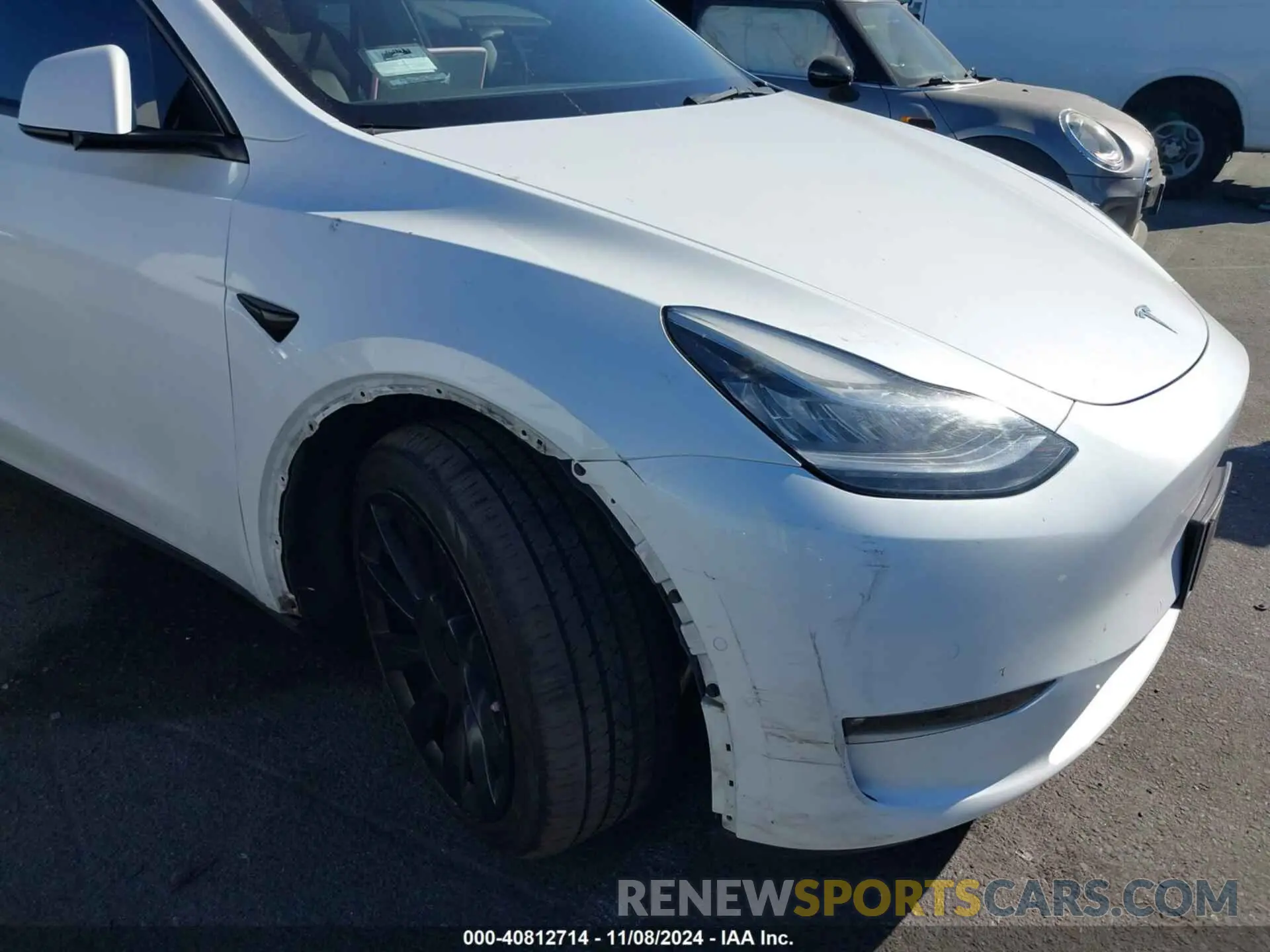 6 Photograph of a damaged car 7SAYGDEE2NF387091 TESLA MODEL Y 2022