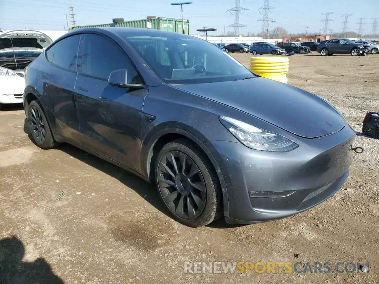4 Photograph of a damaged car 7SAYGDEE2NF389987 TESLA MODEL Y 2022