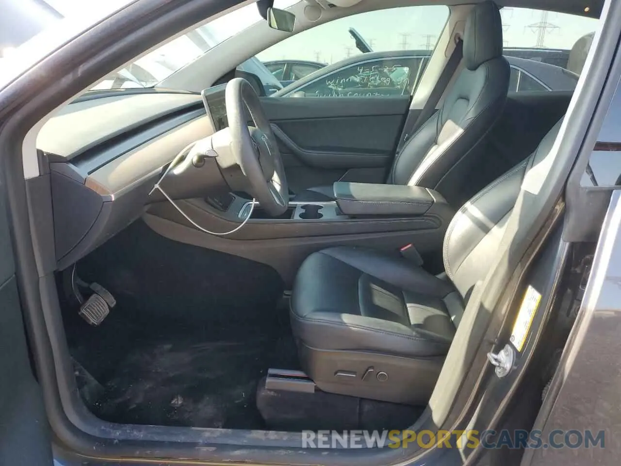 7 Photograph of a damaged car 7SAYGDEE2NF389987 TESLA MODEL Y 2022