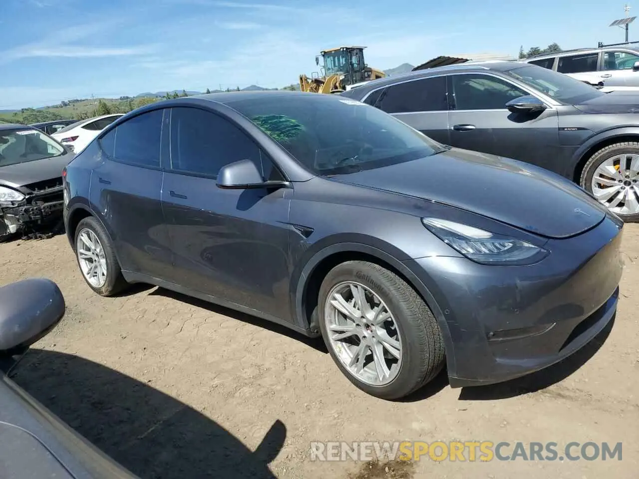 4 Photograph of a damaged car 7SAYGDEE2NF402320 TESLA MODEL Y 2022