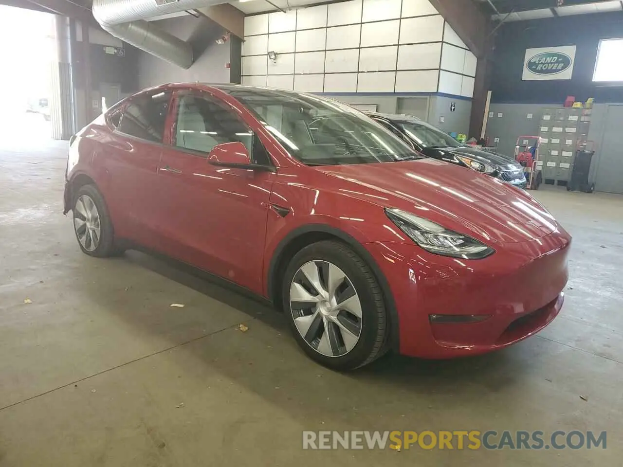 4 Photograph of a damaged car 7SAYGDEE2NF418937 TESLA MODEL Y 2022