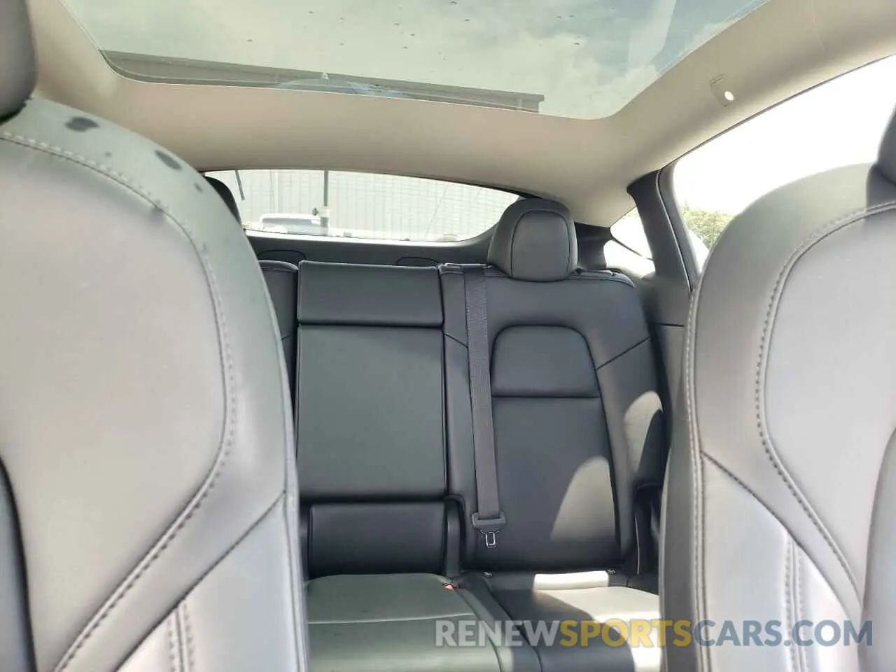 10 Фотография поврежденного автомобиля 7SAYGDEE2NF437813 TESLA MODEL Y 2022