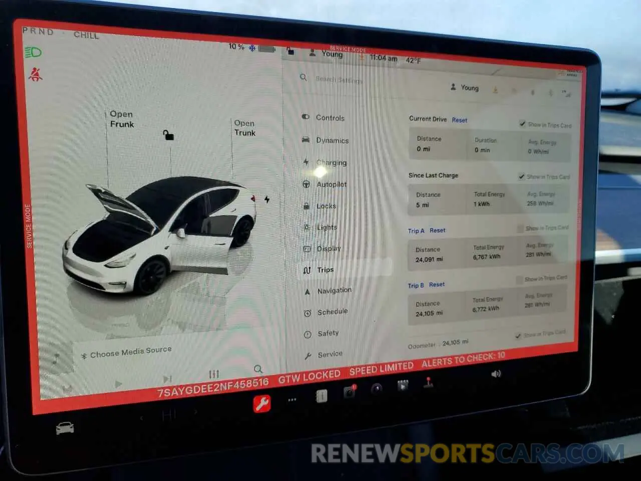 9 Photograph of a damaged car 7SAYGDEE2NF458516 TESLA MODEL Y 2022