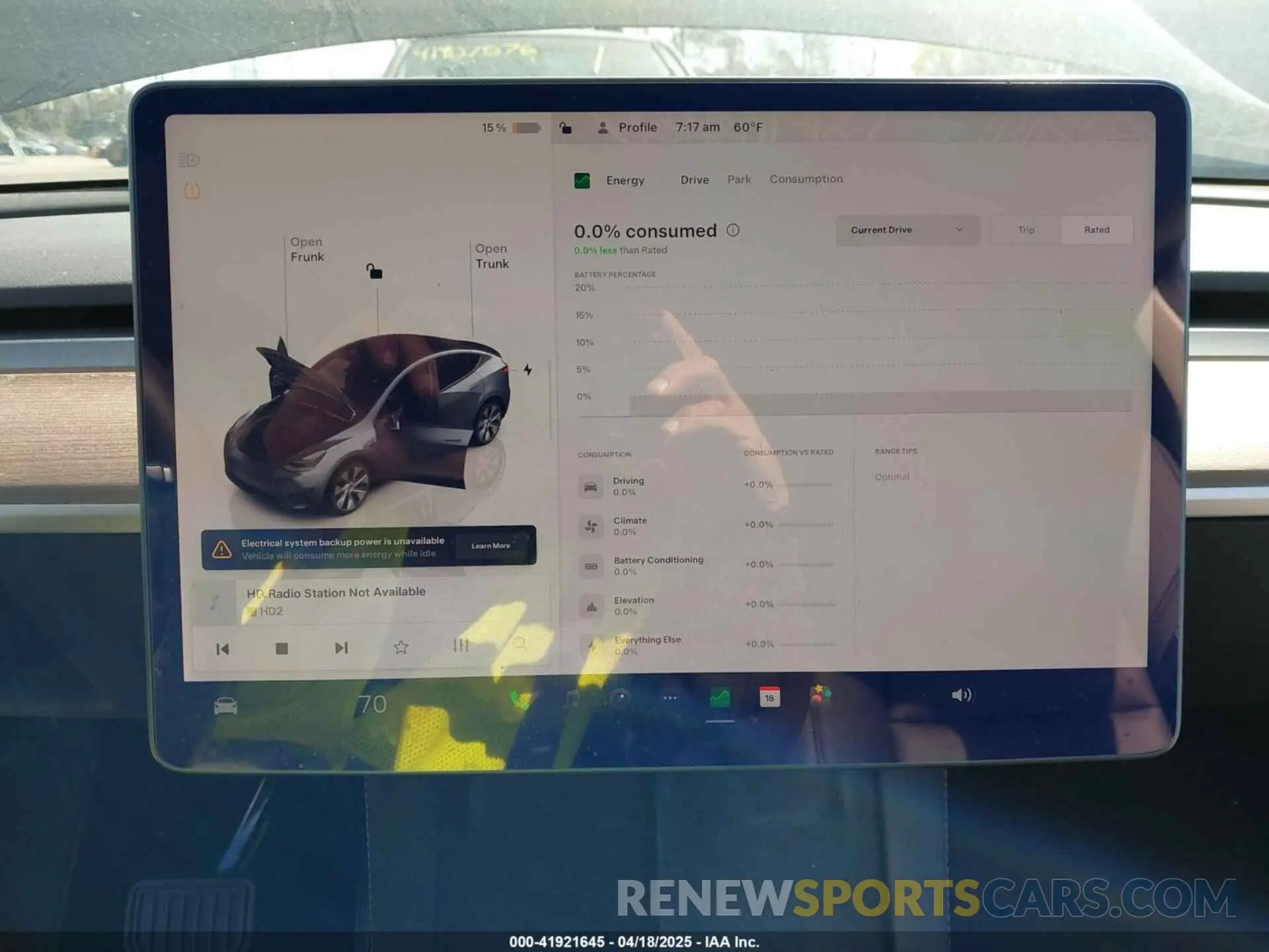 18 Photograph of a damaged car 7SAYGDEE2NF460945 TESLA MODEL Y 2022