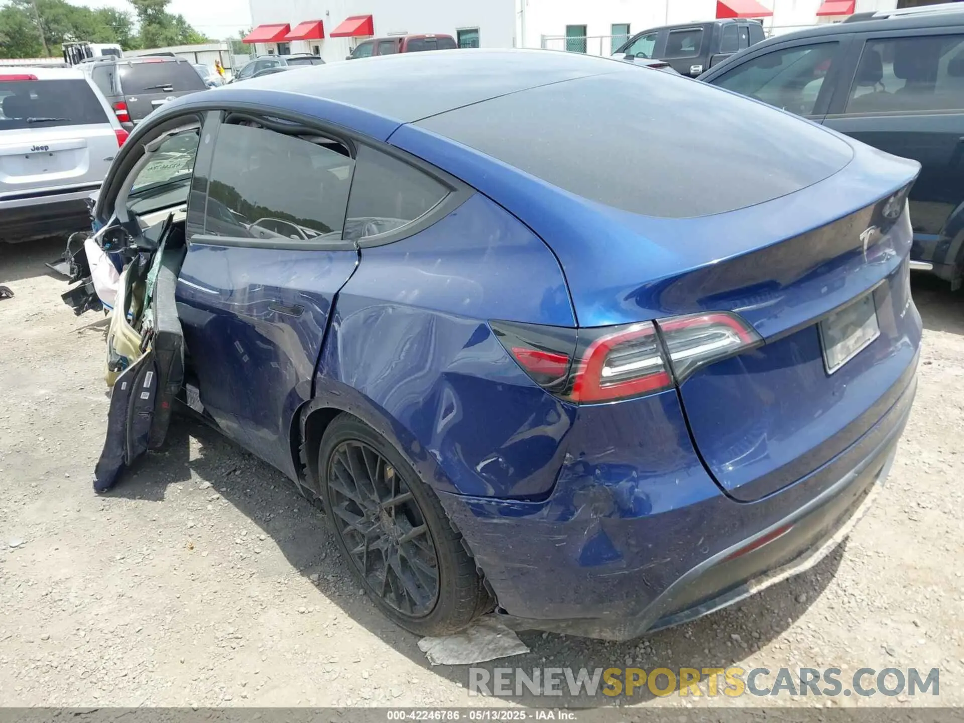 3 Photograph of a damaged car 7SAYGDEE2NF480161 TESLA MODEL Y 2022