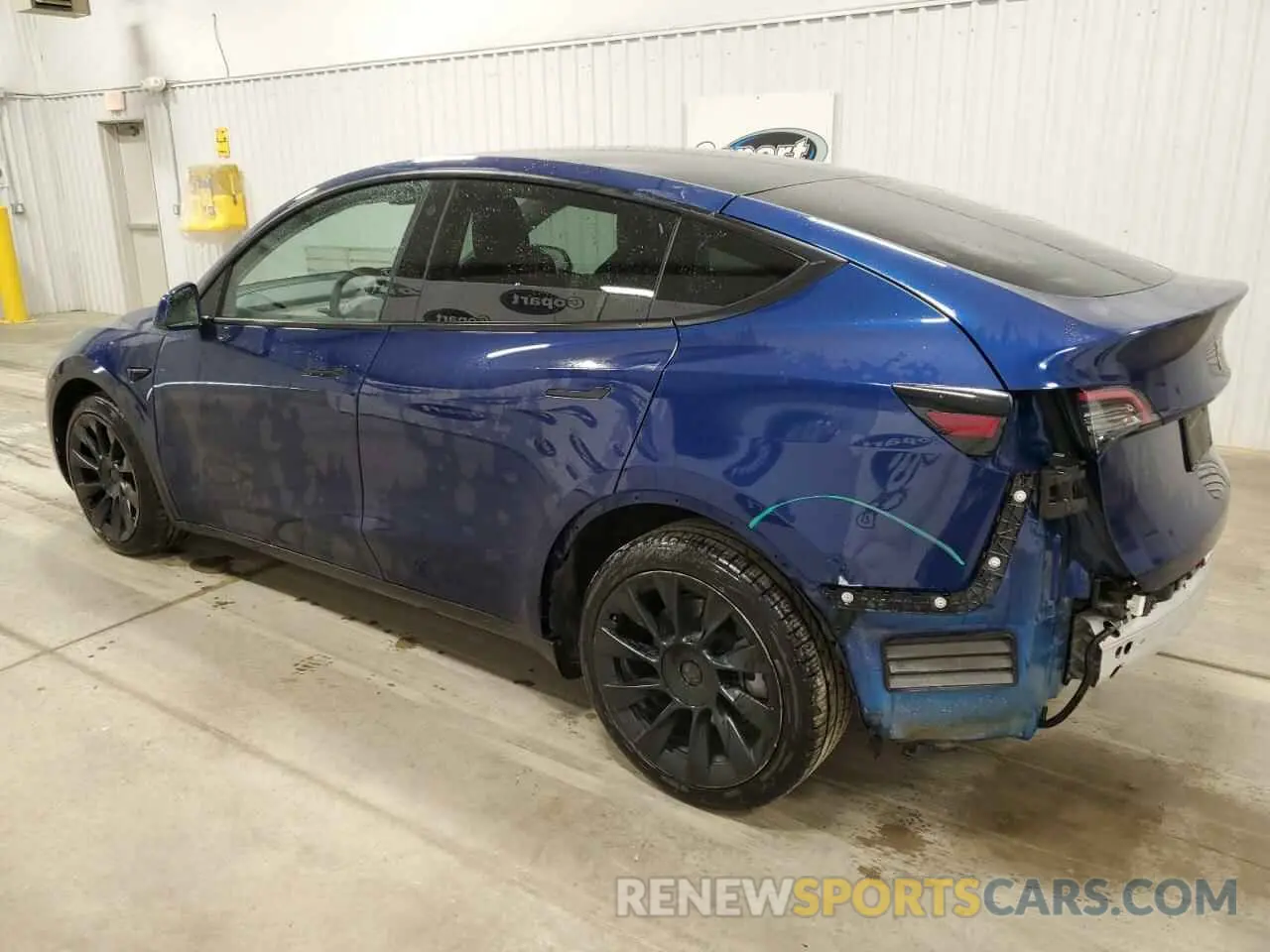 2 Photograph of a damaged car 7SAYGDEE2NF481245 TESLA MODEL Y 2022