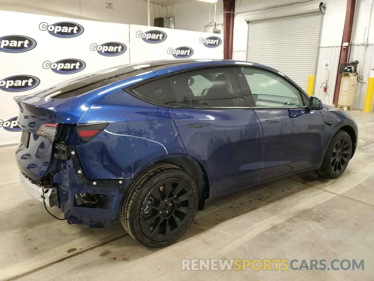 3 Photograph of a damaged car 7SAYGDEE2NF481245 TESLA MODEL Y 2022