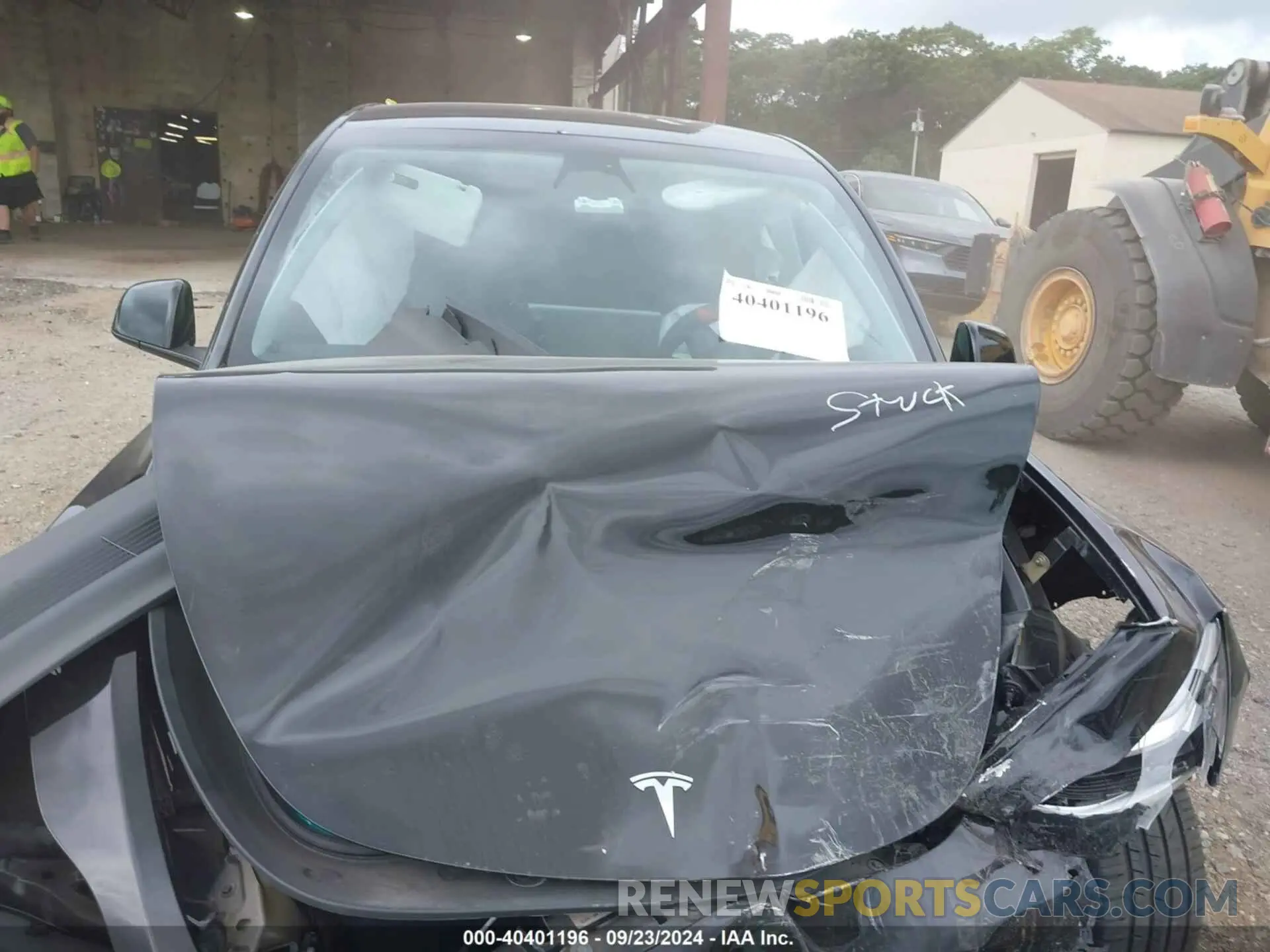 10 Photograph of a damaged car 7SAYGDEE2NF481570 TESLA MODEL Y 2022