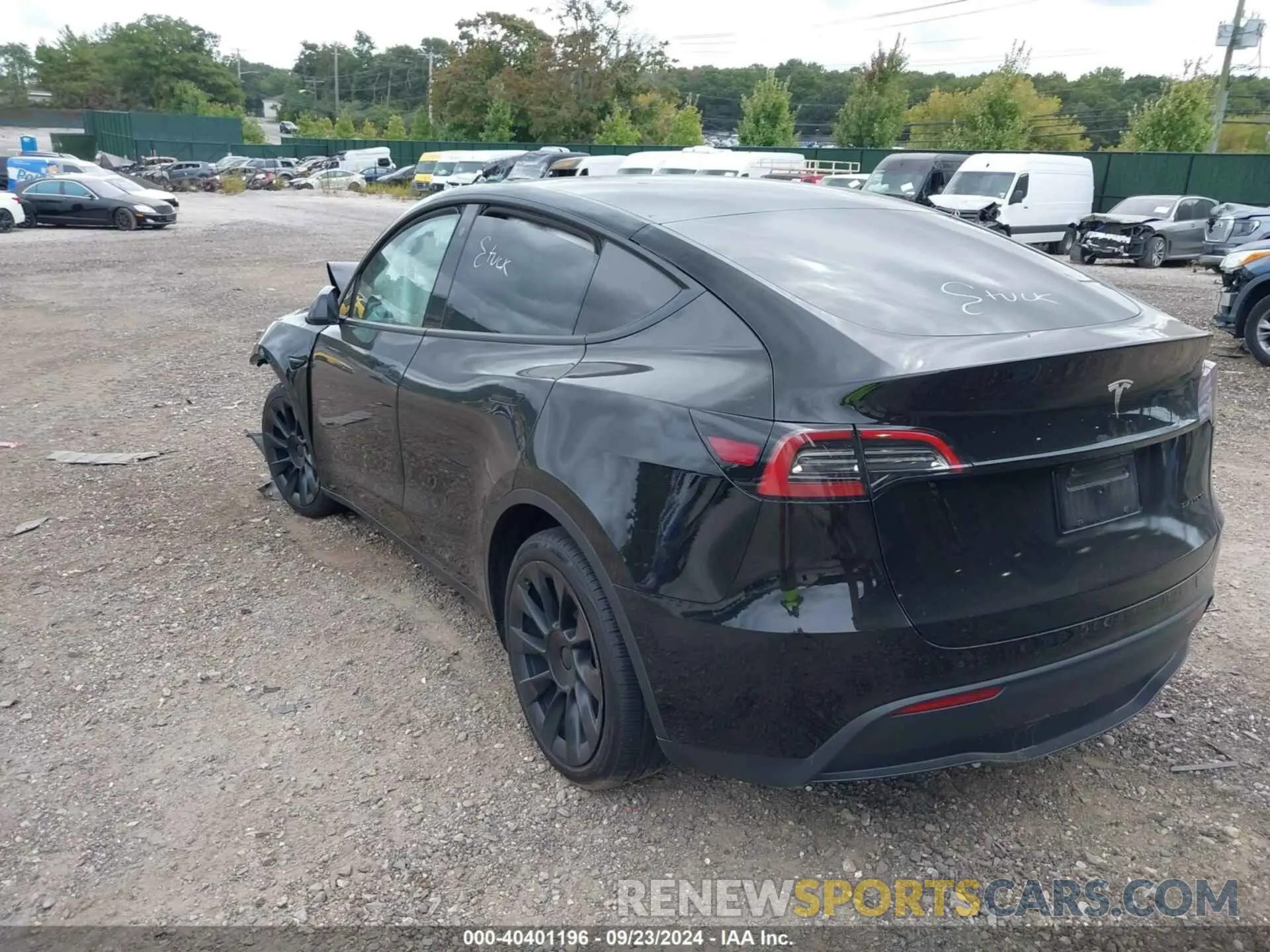 3 Photograph of a damaged car 7SAYGDEE2NF481570 TESLA MODEL Y 2022