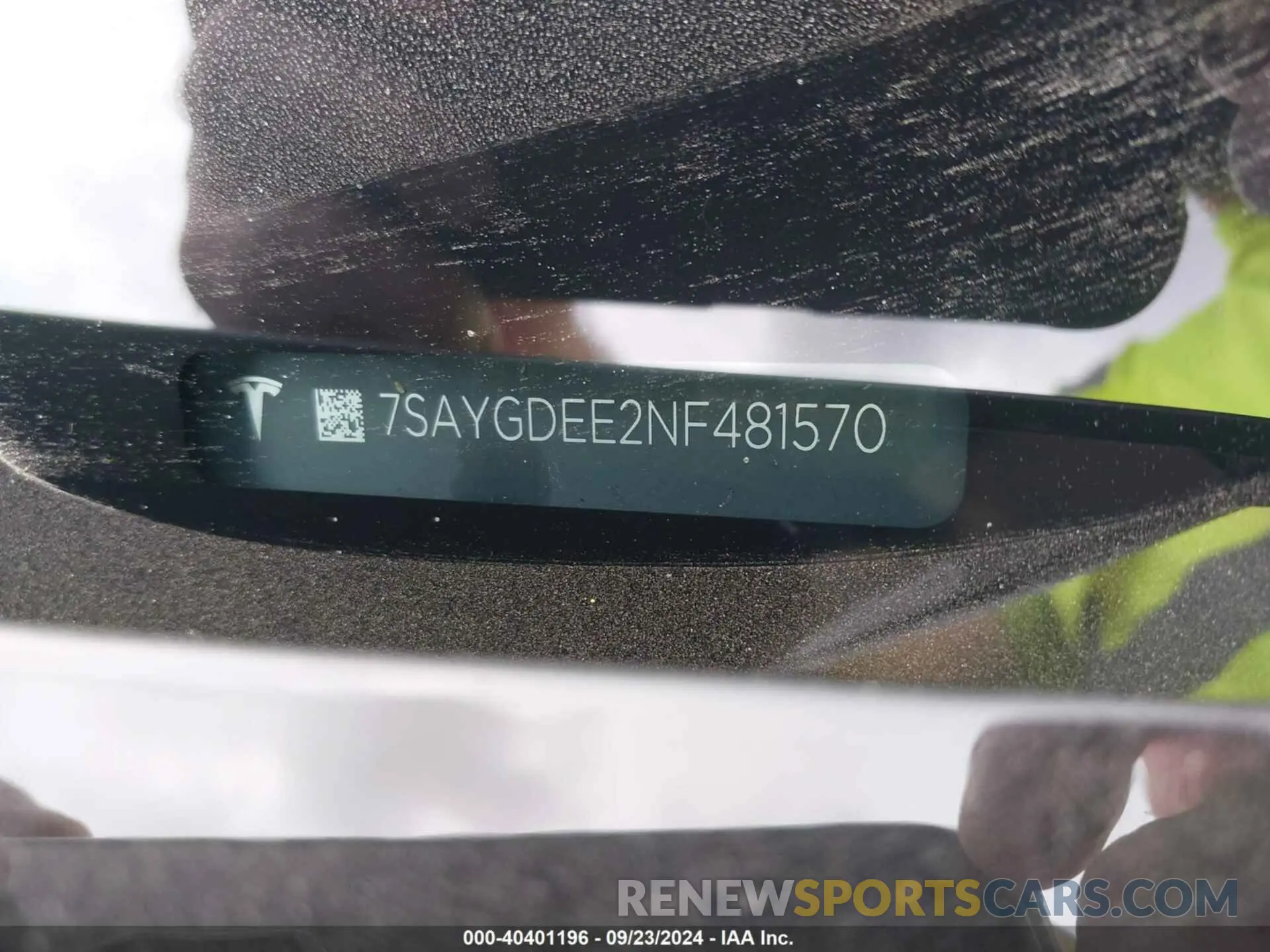 9 Photograph of a damaged car 7SAYGDEE2NF481570 TESLA MODEL Y 2022
