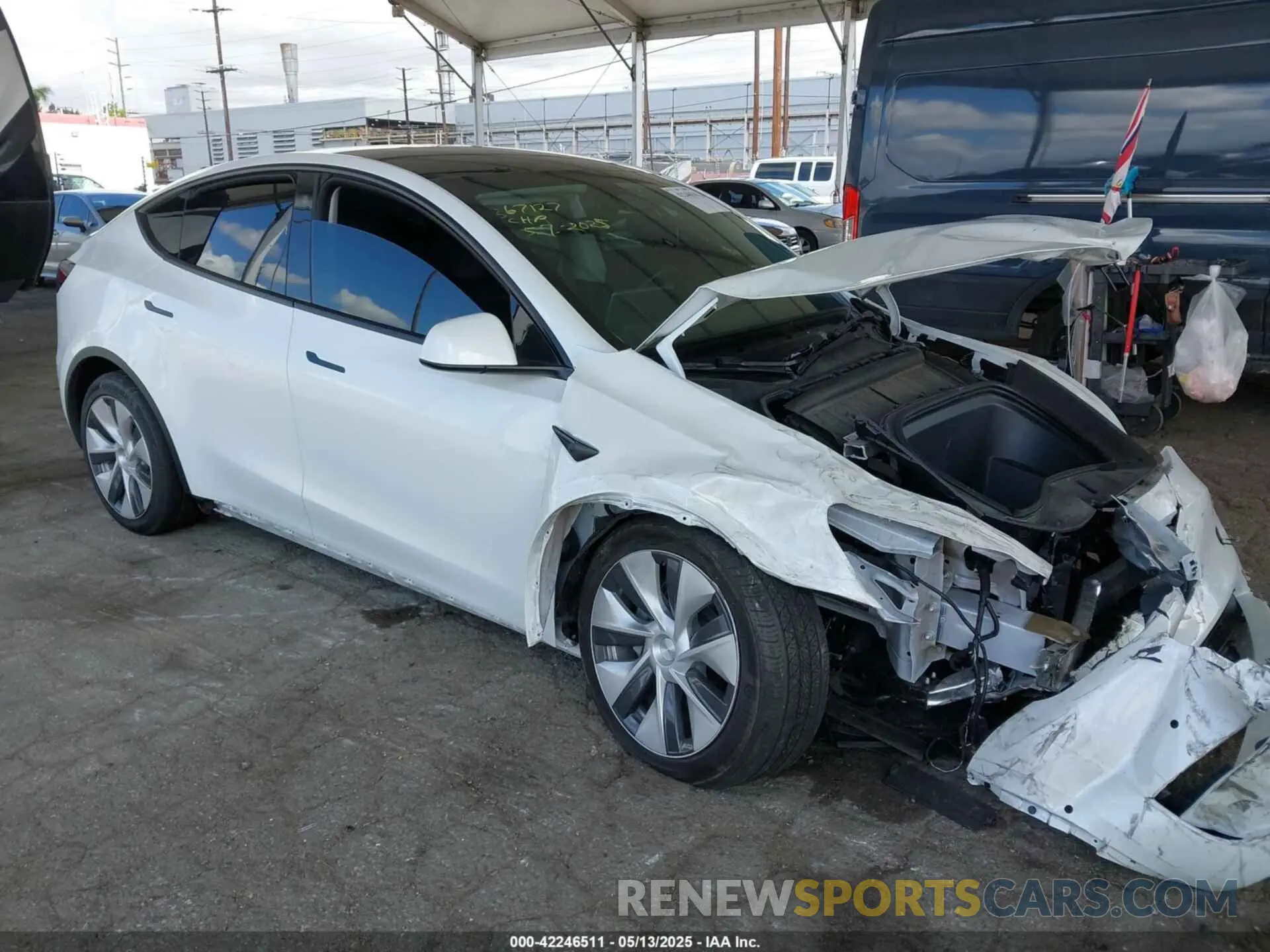 1 Фотография поврежденного автомобиля 7SAYGDEE2NF509769 TESLA MODEL Y 2022