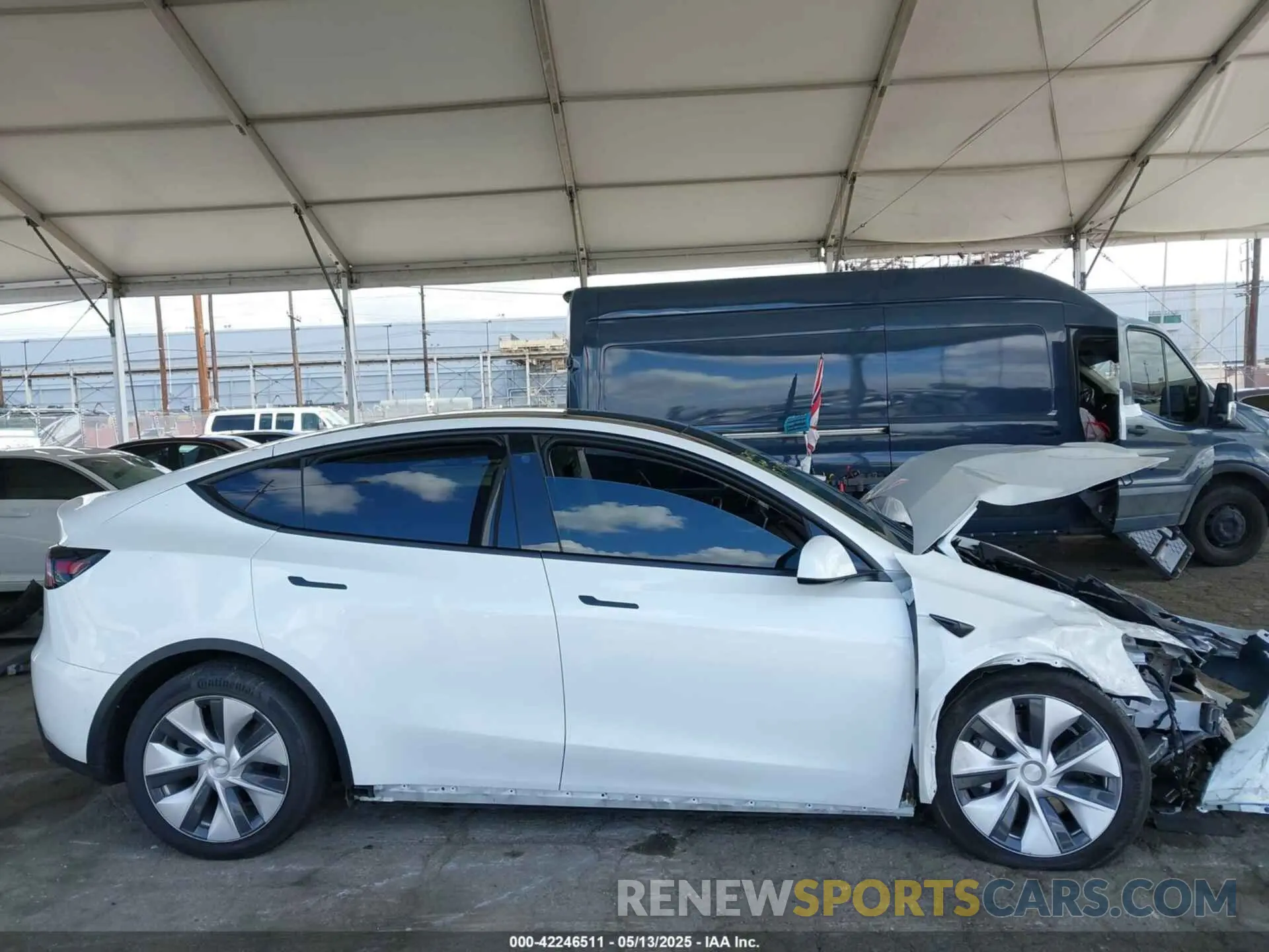 13 Фотография поврежденного автомобиля 7SAYGDEE2NF509769 TESLA MODEL Y 2022