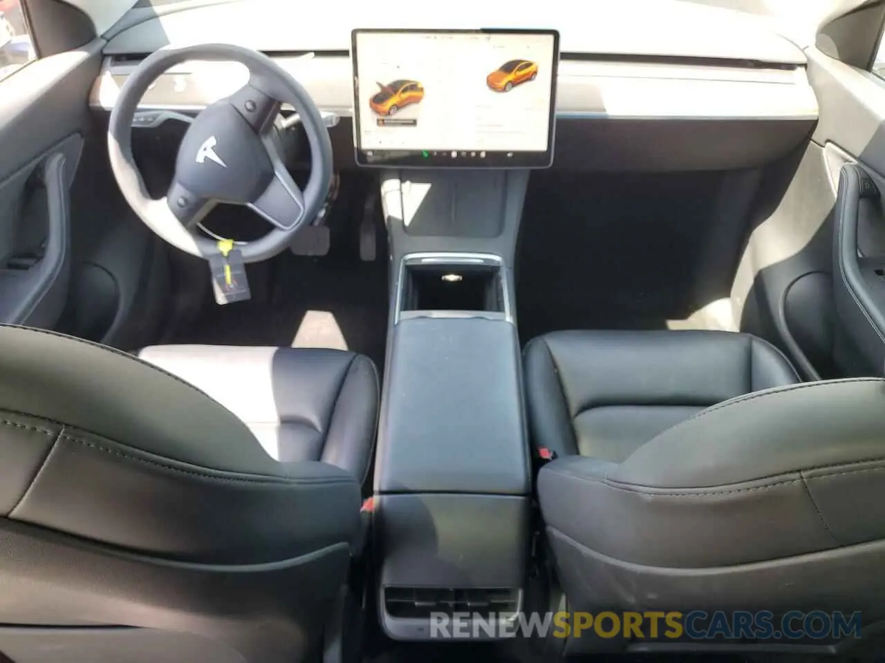 8 Photograph of a damaged car 7SAYGDEE2NF513823 TESLA MODEL Y 2022