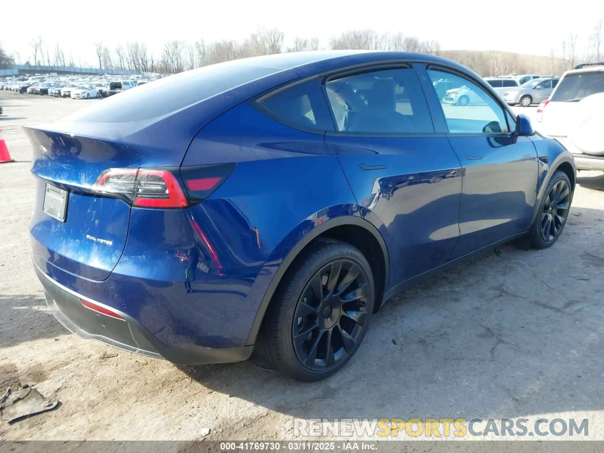 4 Фотография поврежденного автомобиля 7SAYGDEE2NF562990 TESLA MODEL Y 2022